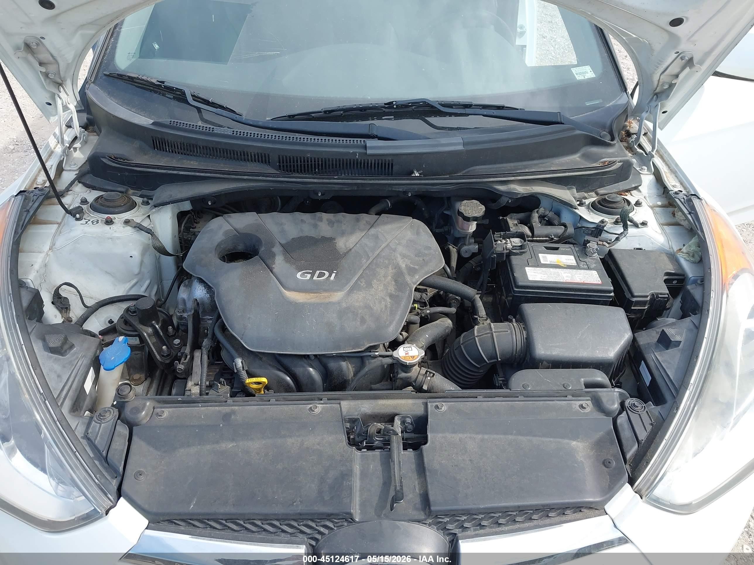 2013 Hyundai Veloster Base W/black White vin: KMHTC6AD4DU146503