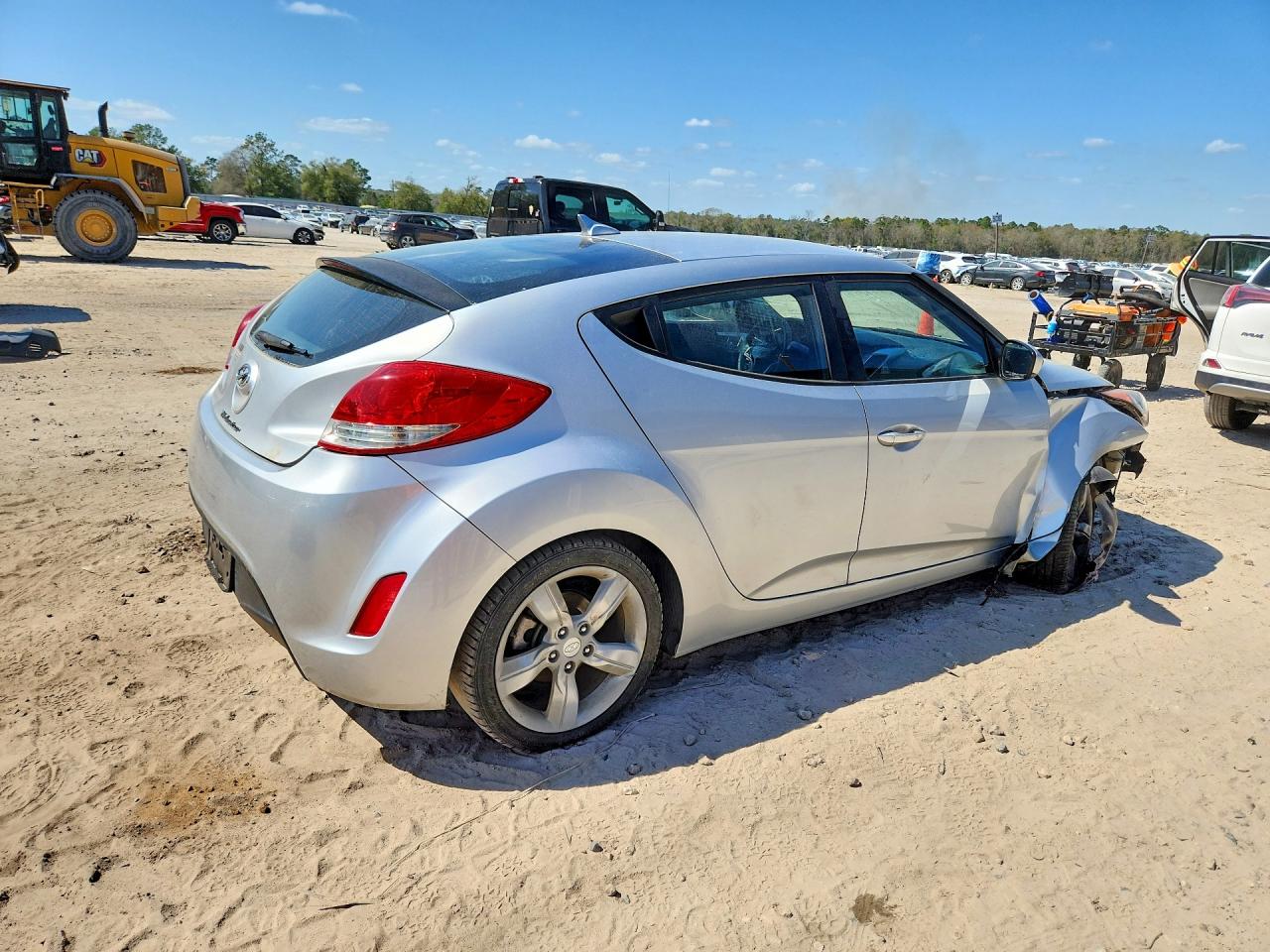 2013 Hyundai Veloster Base Silver vin: KMHTC6AD4DU167934