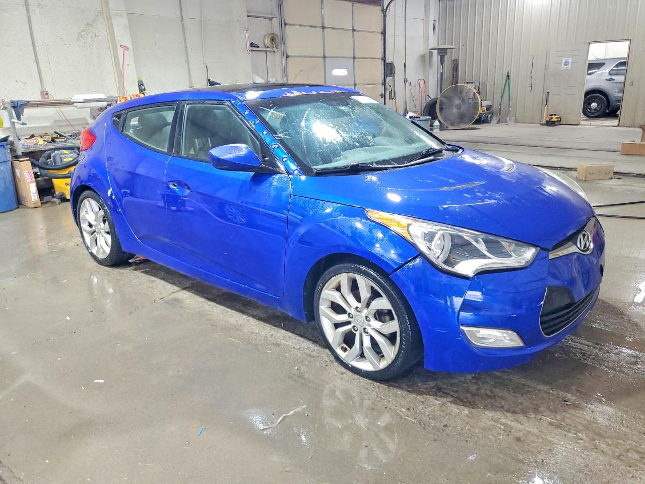 2013 Hyundai Veloster Base Blue vin: KMHTC6AD4DU169876