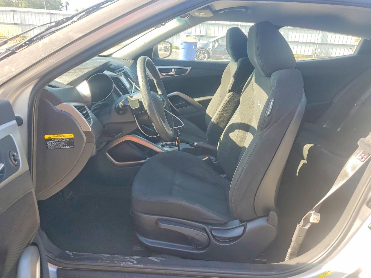 2014 Hyundai Veloster Base Silver vin: KMHTC6AD4EU209469