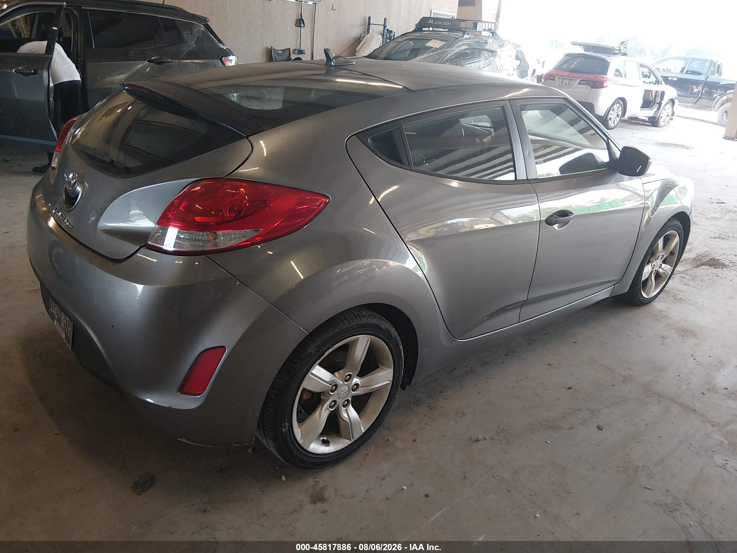 2014 Hyundai Veloster Base W/black Gray vin: KMHTC6AD4EU214803