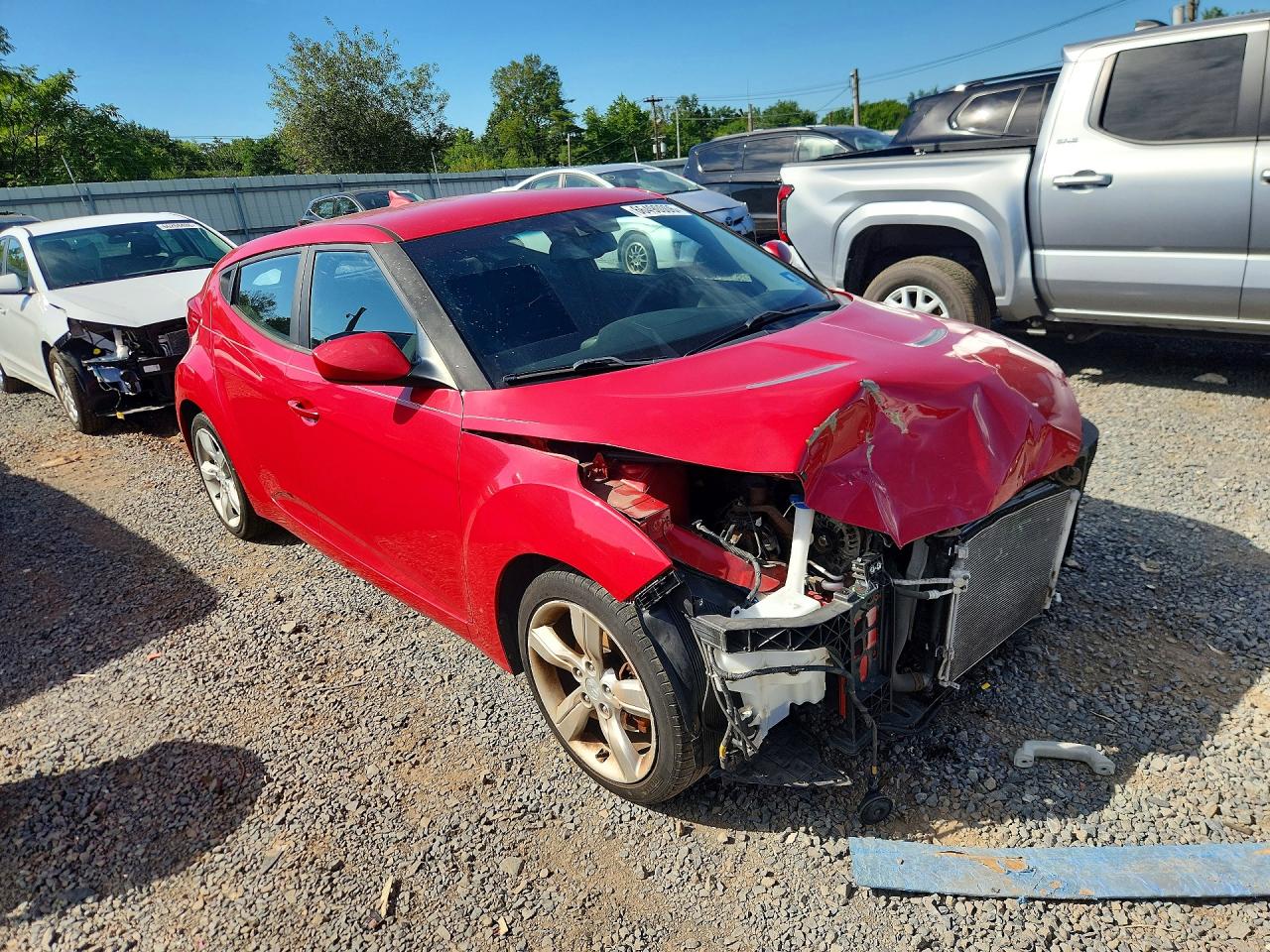 2014 Hyundai Veloster Base Red vin: KMHTC6AD4EU217149