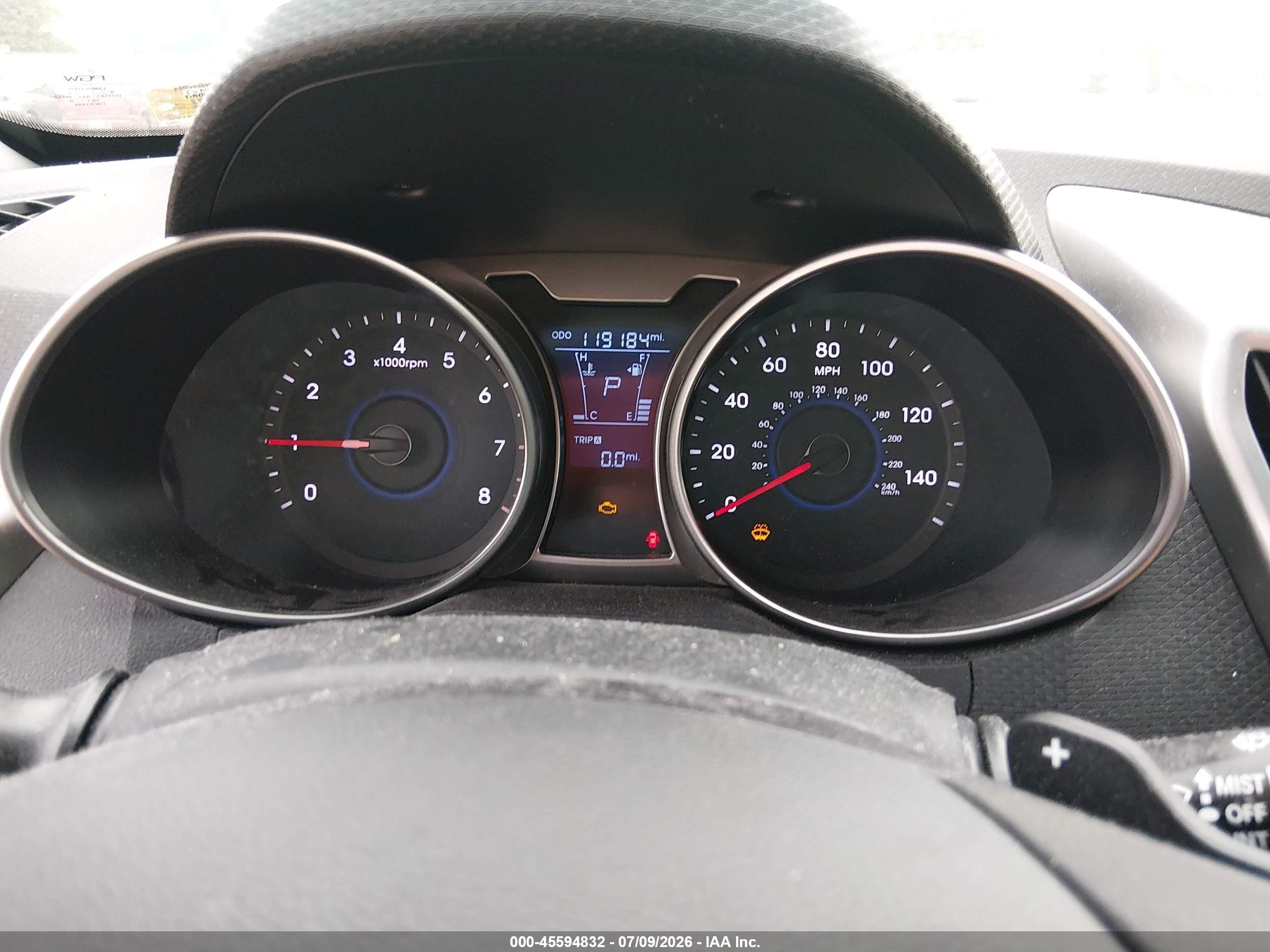 2015 Hyundai Veloster   Silver vin: KMHTC6AD4FU242957