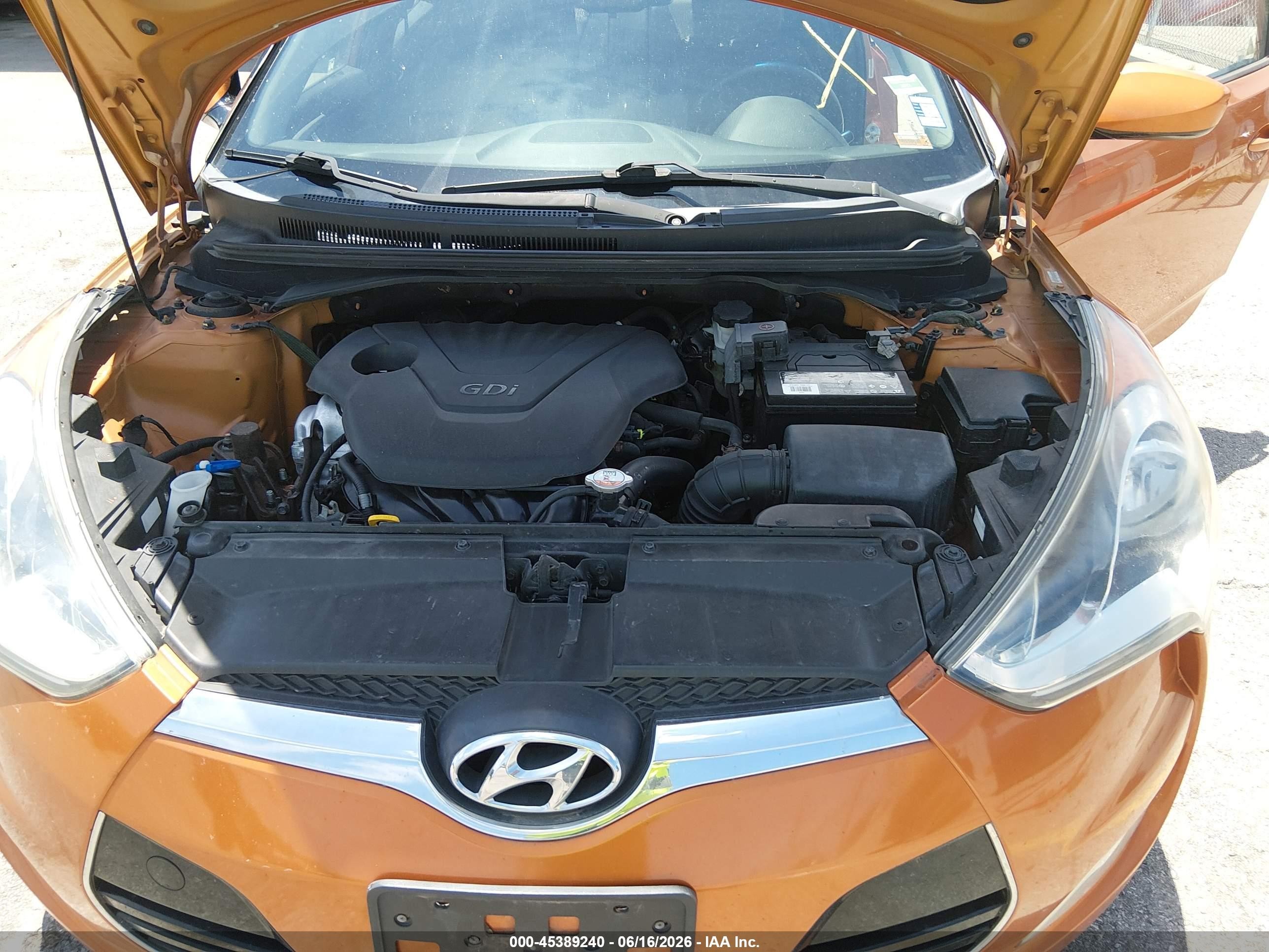 2012 Hyundai Veloster Base W/black Orange vin: KMHTC6AD5CU028331