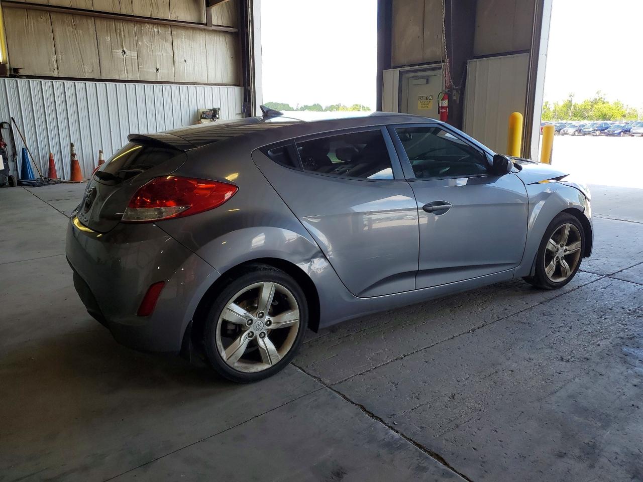 2012 Hyundai Veloster Base Charcoal vin: KMHTC6AD5CU042505
