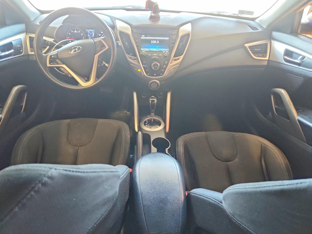 2012 Hyundai Veloster Base Желтый vin: KMHTC6AD5CU071387
