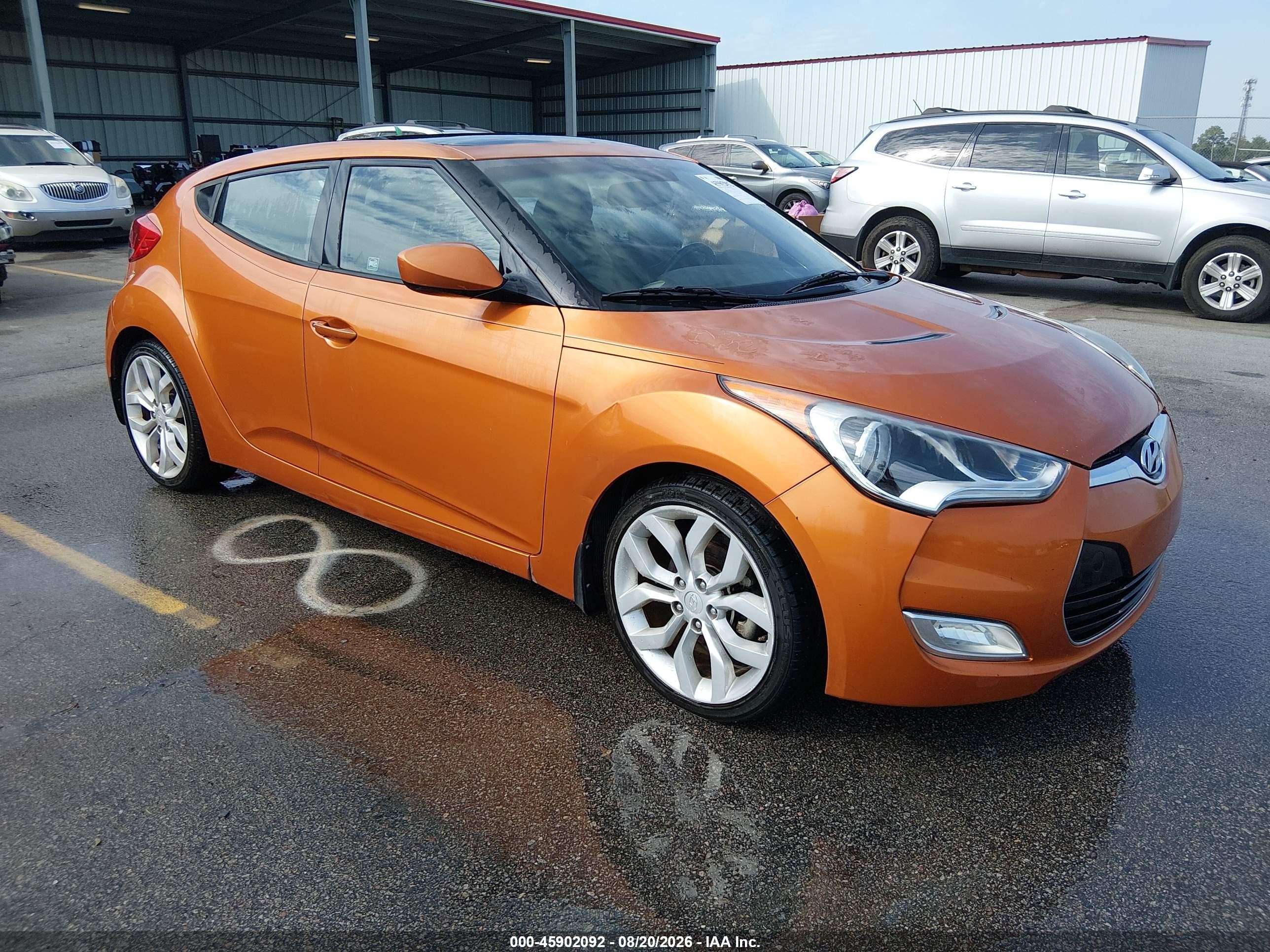 2013 Hyundai Veloster Base W/black Orange vin: KMHTC6AD5DU092855