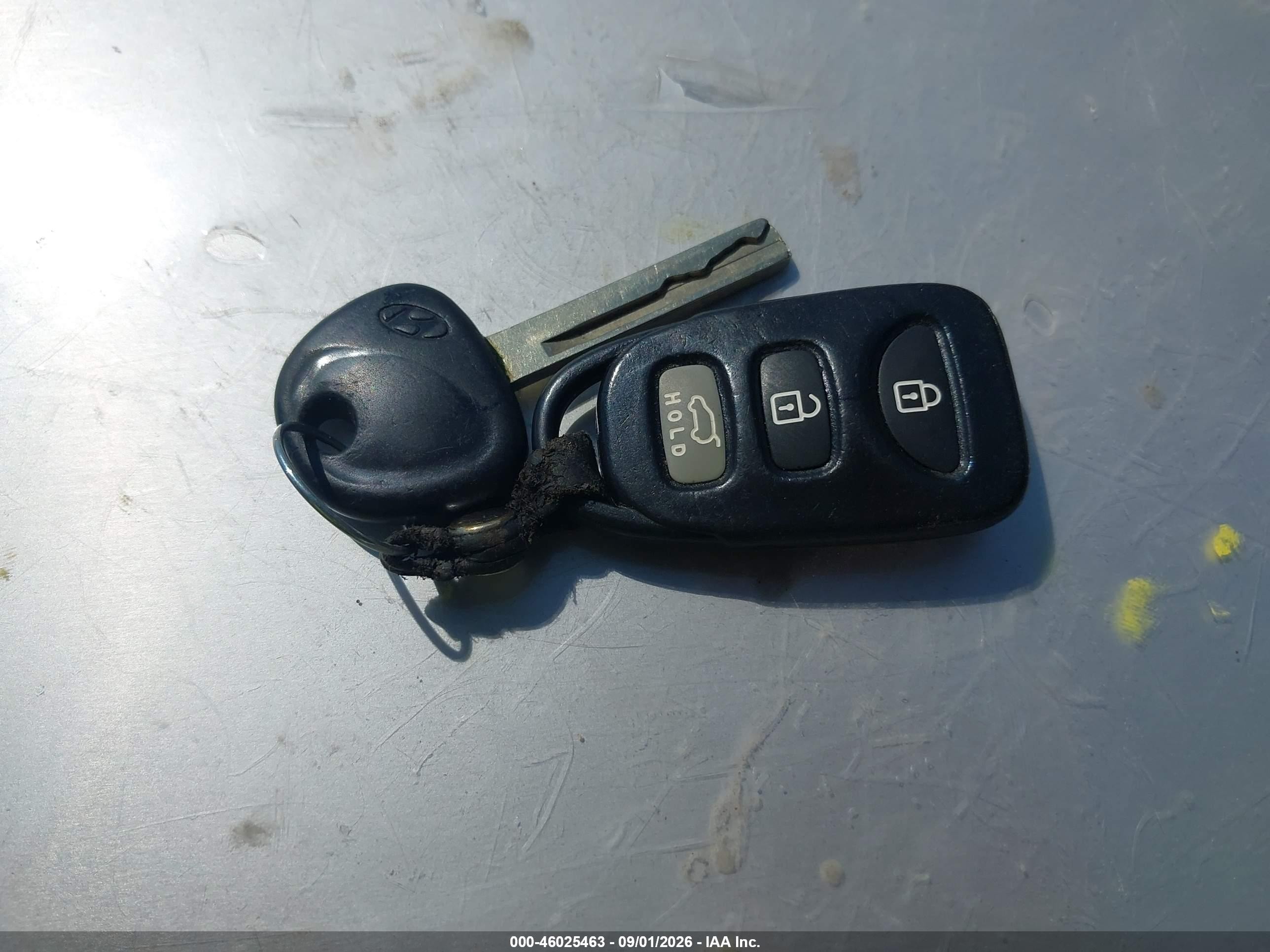 2013 Hyundai Veloster Base W/black Белый vin: KMHTC6AD5DU094816