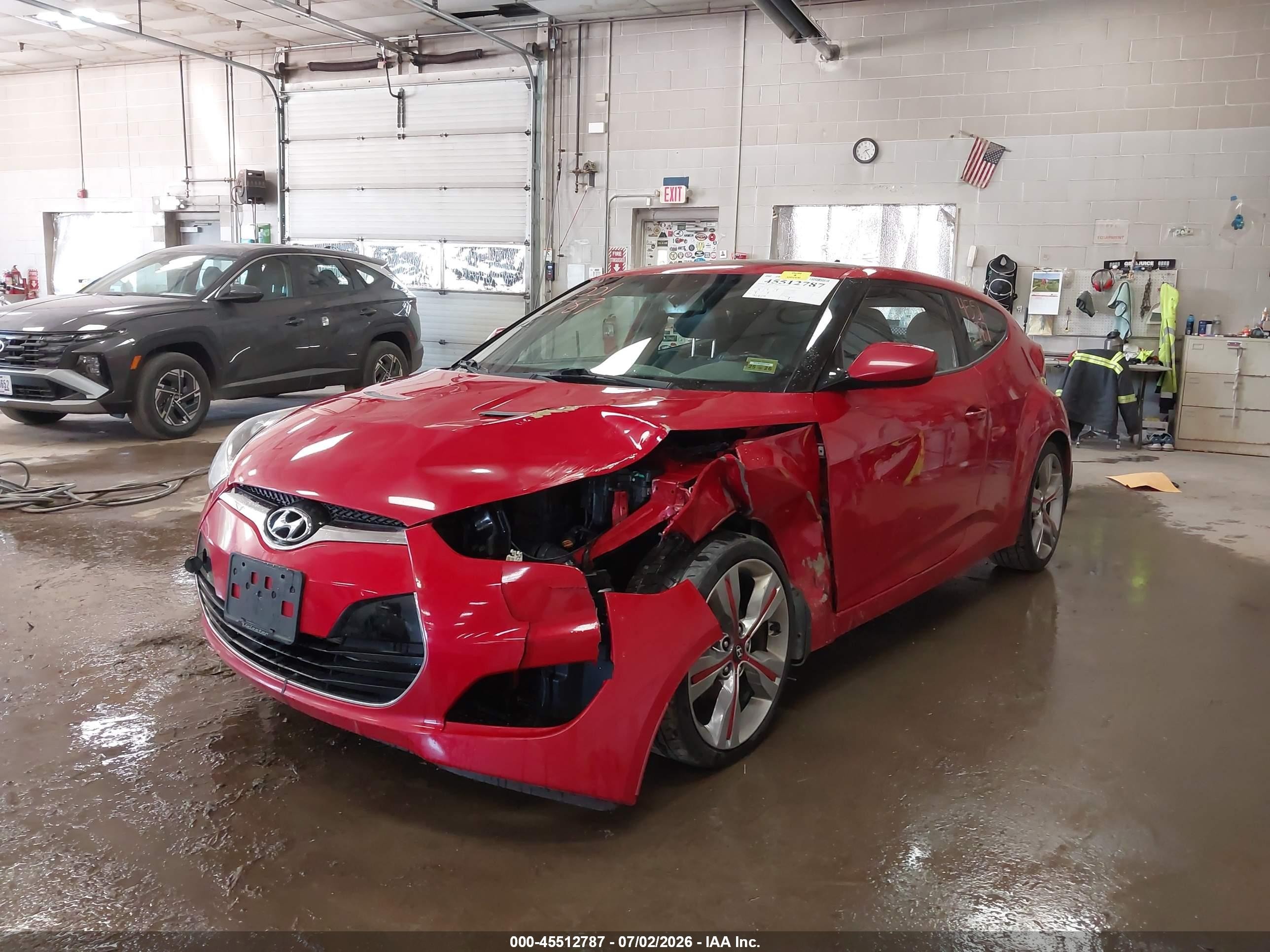 2013 Hyundai Veloster Base W/black Red vin: KMHTC6AD5DU100033