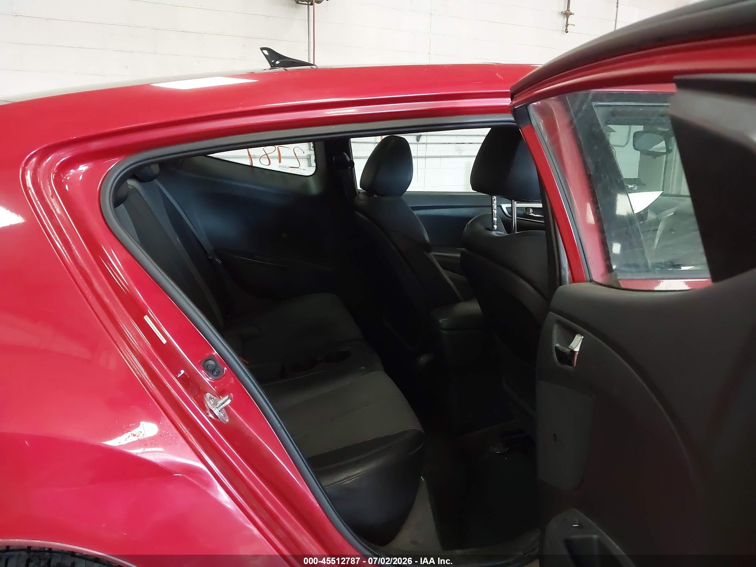 2013 Hyundai Veloster Base W/black Red vin: KMHTC6AD5DU100033