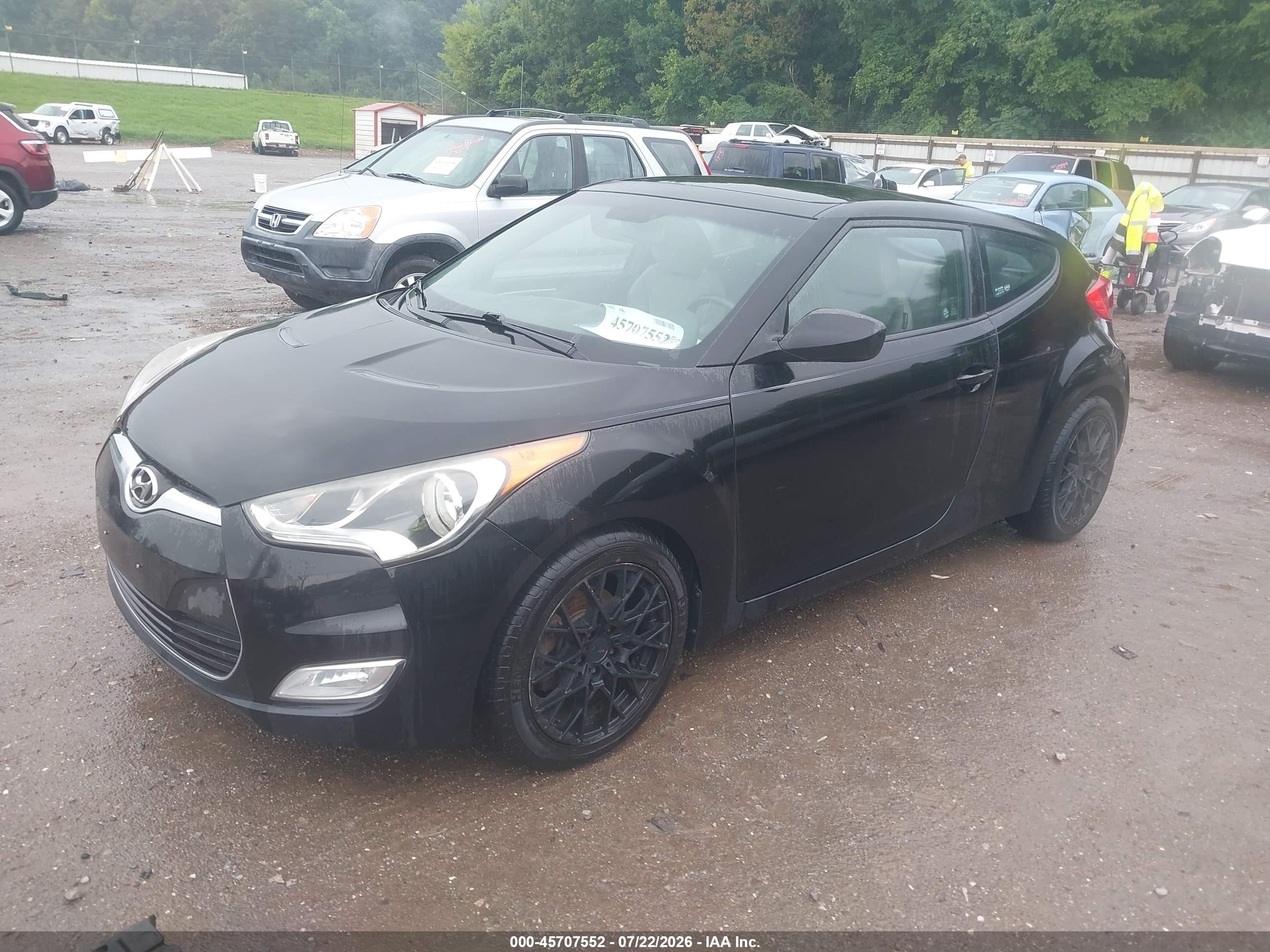 2013 Hyundai Veloster Base W/gray Black vin: KMHTC6AD5DU101084