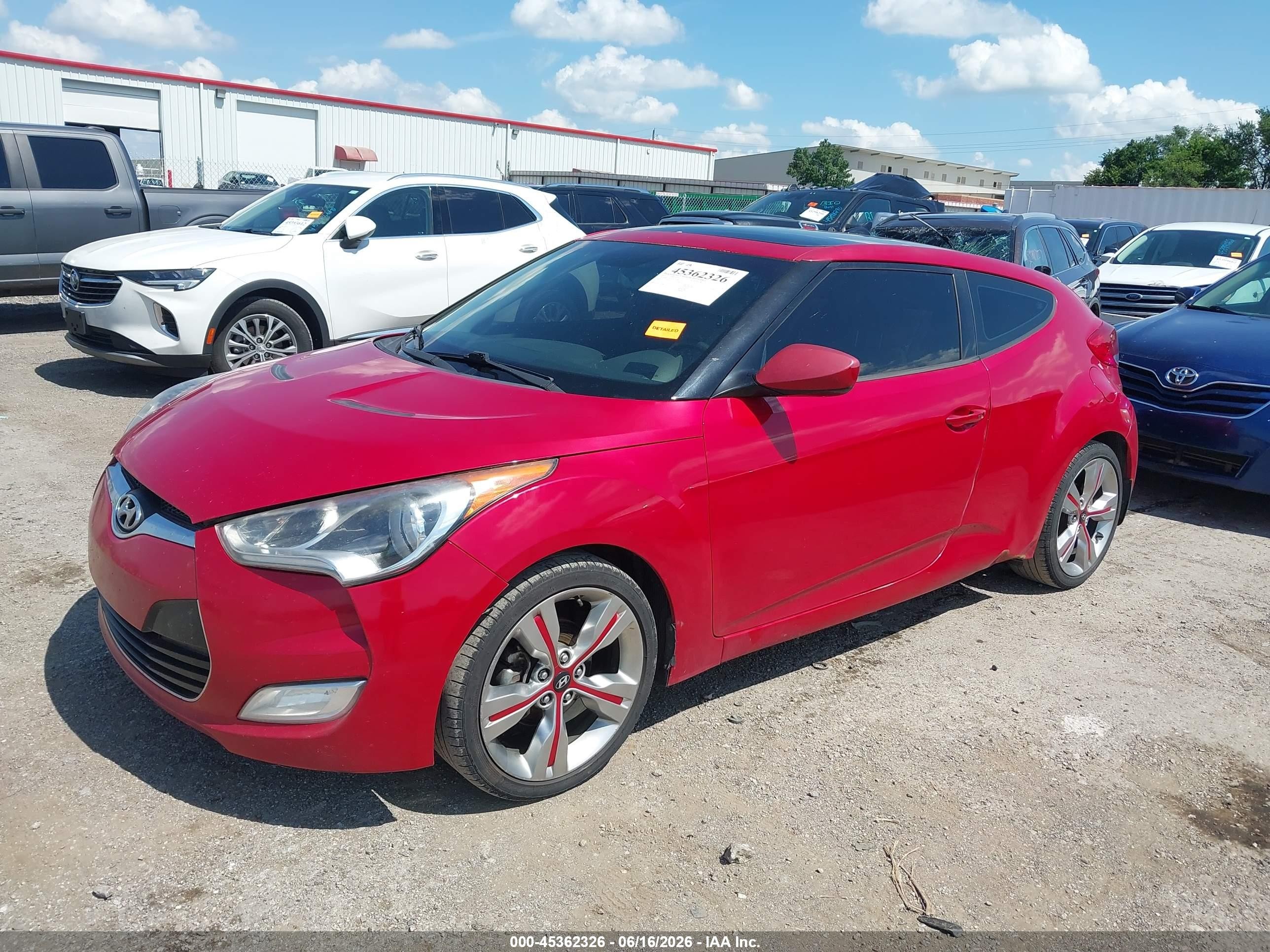 2013 Hyundai Veloster Base W/gray Red vin: KMHTC6AD5DU121948