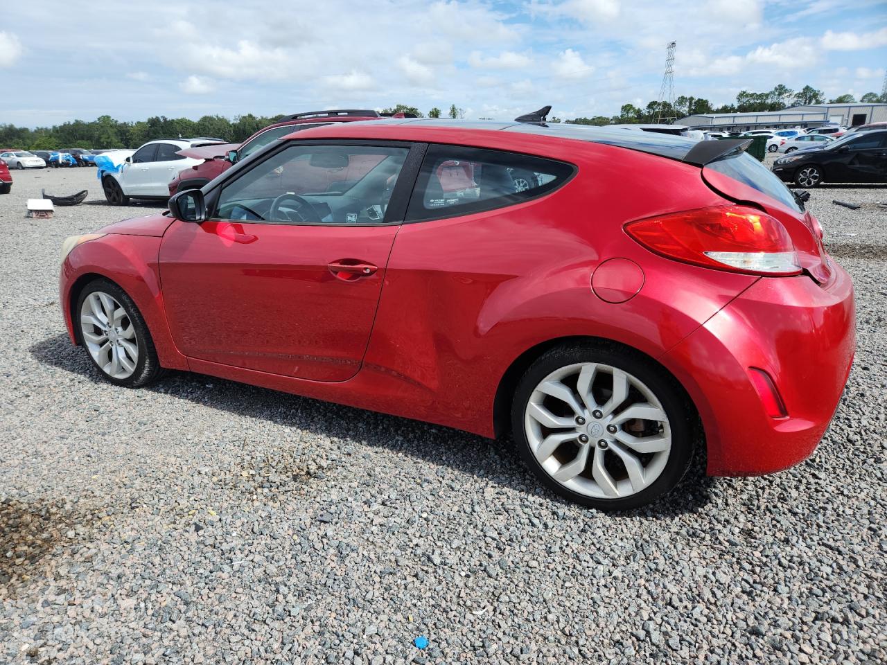 2013 Hyundai Veloster Base Красный vin: KMHTC6AD5DU131024