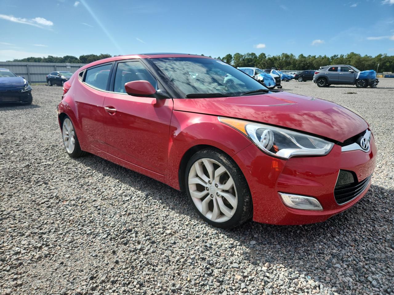2013 Hyundai Veloster Base Красный vin: KMHTC6AD5DU131024