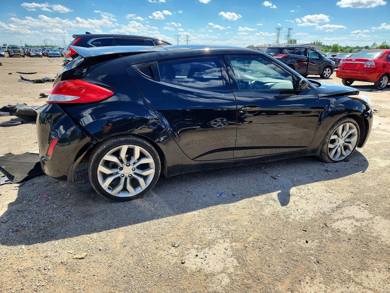 2013 Hyundai Veloster Base Black vin: KMHTC6AD5DU133243