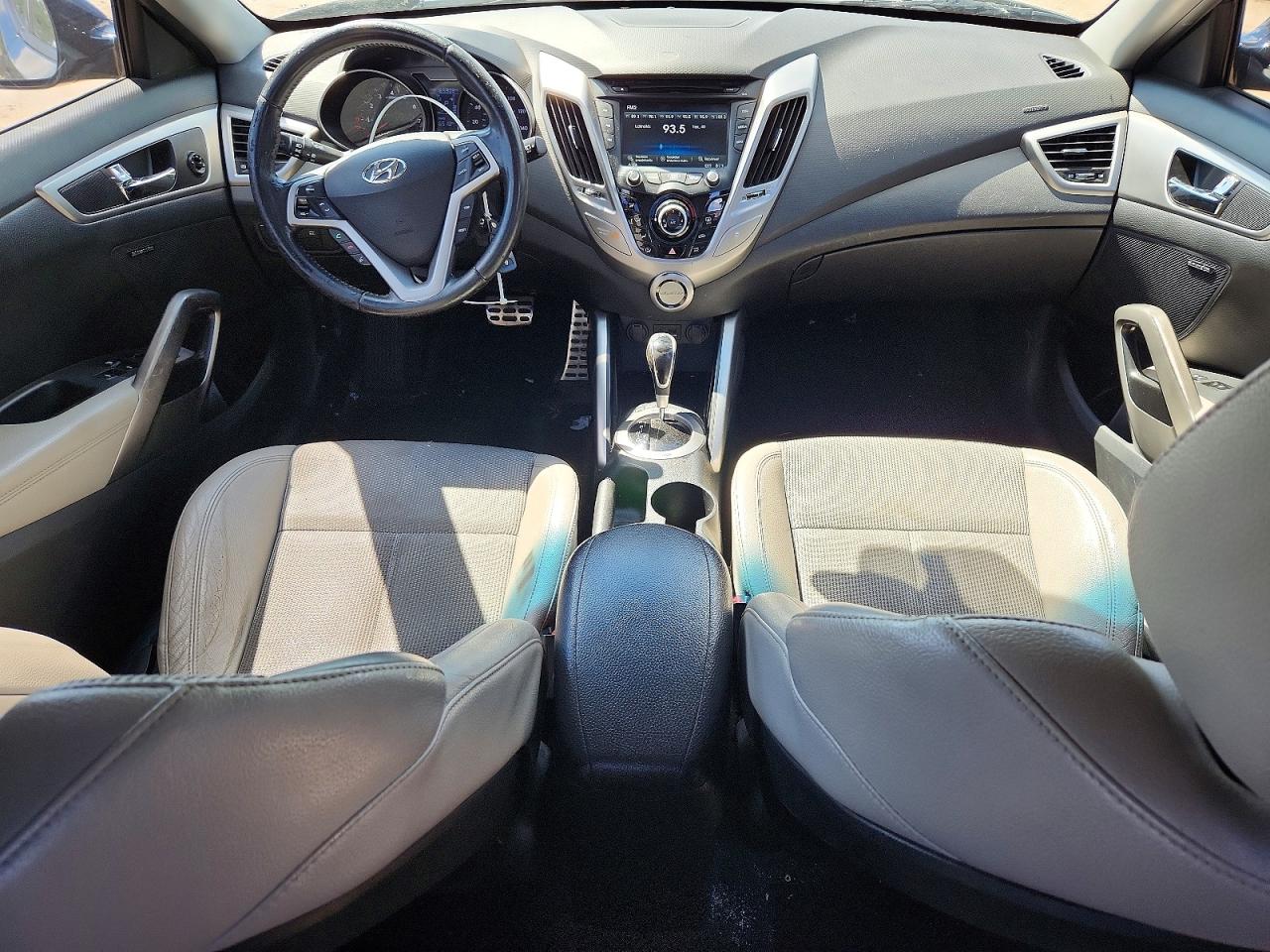 2013 Hyundai Veloster Base Black vin: KMHTC6AD5DU133243