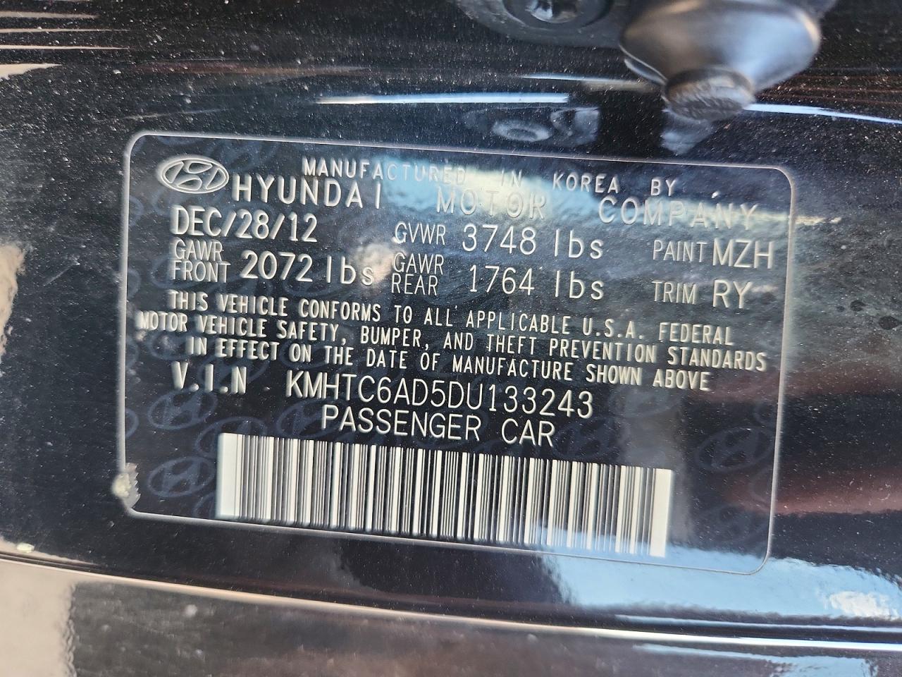 2013 Hyundai Veloster Base Black vin: KMHTC6AD5DU133243