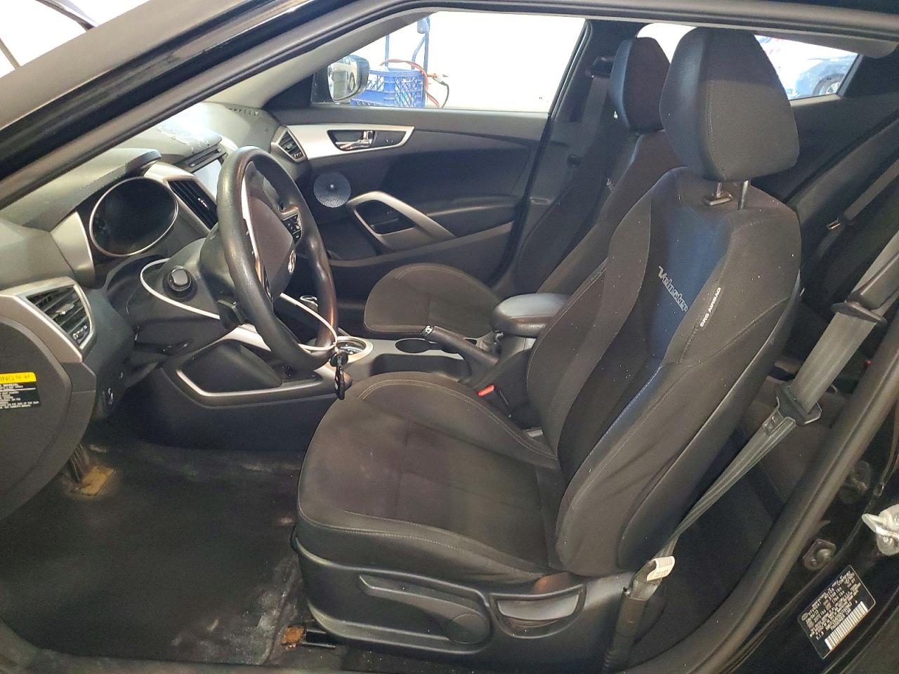 2013 Hyundai Veloster Base Черный vin: KMHTC6AD5DU160863