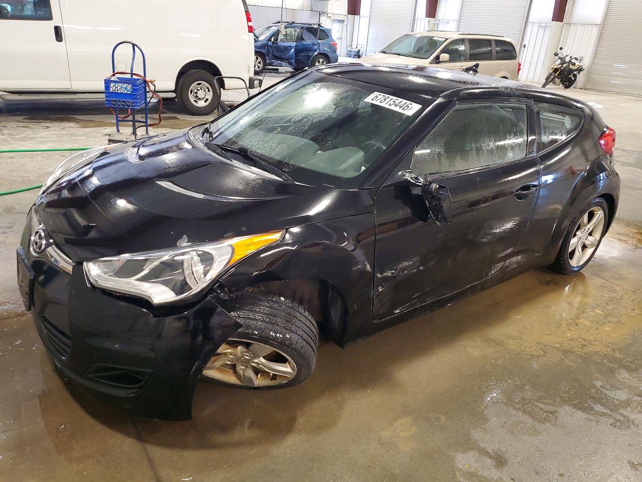 2013 Hyundai Veloster Base Черный vin: KMHTC6AD5DU160863
