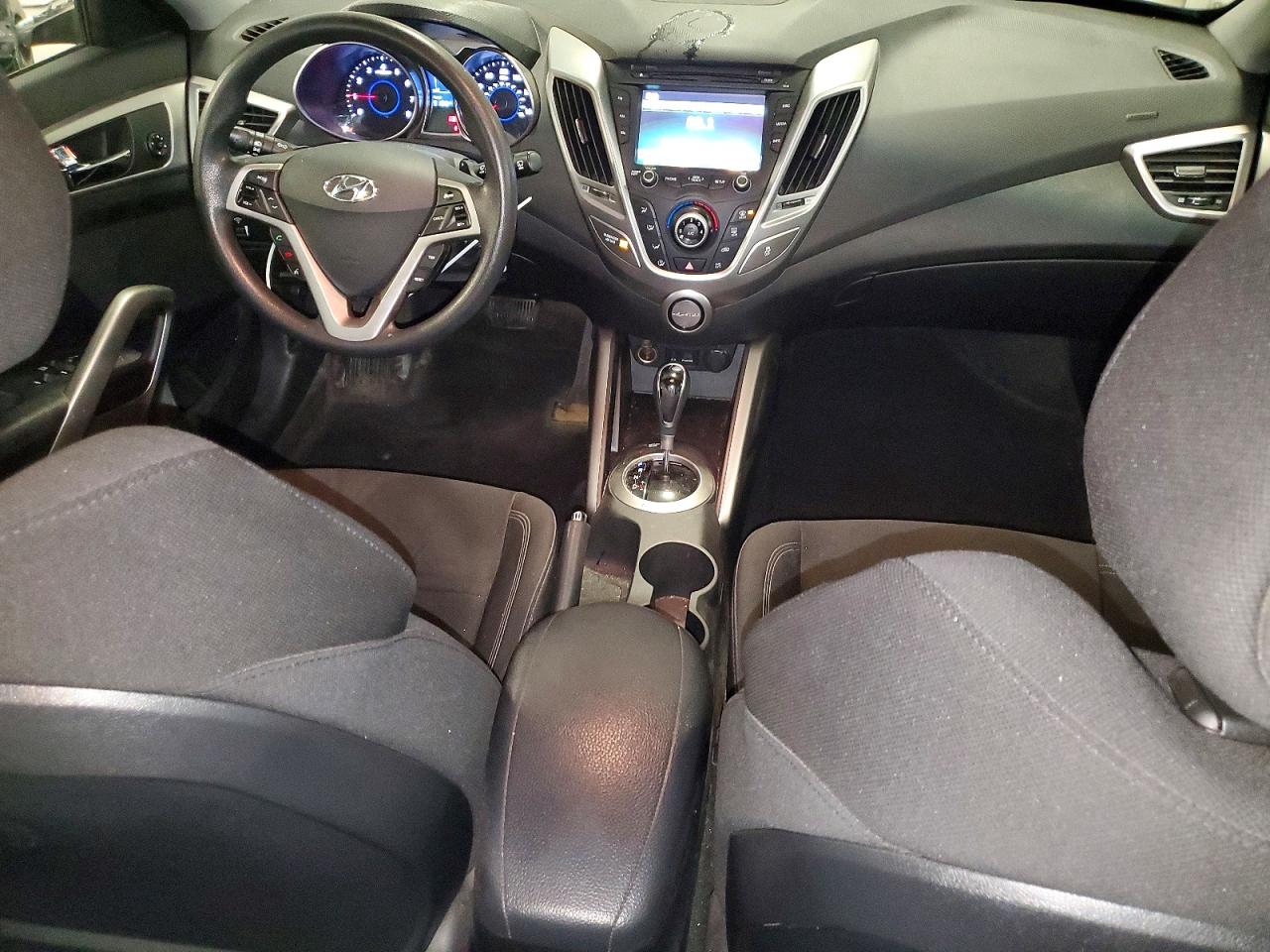 2013 Hyundai Veloster Base Черный vin: KMHTC6AD5DU160863