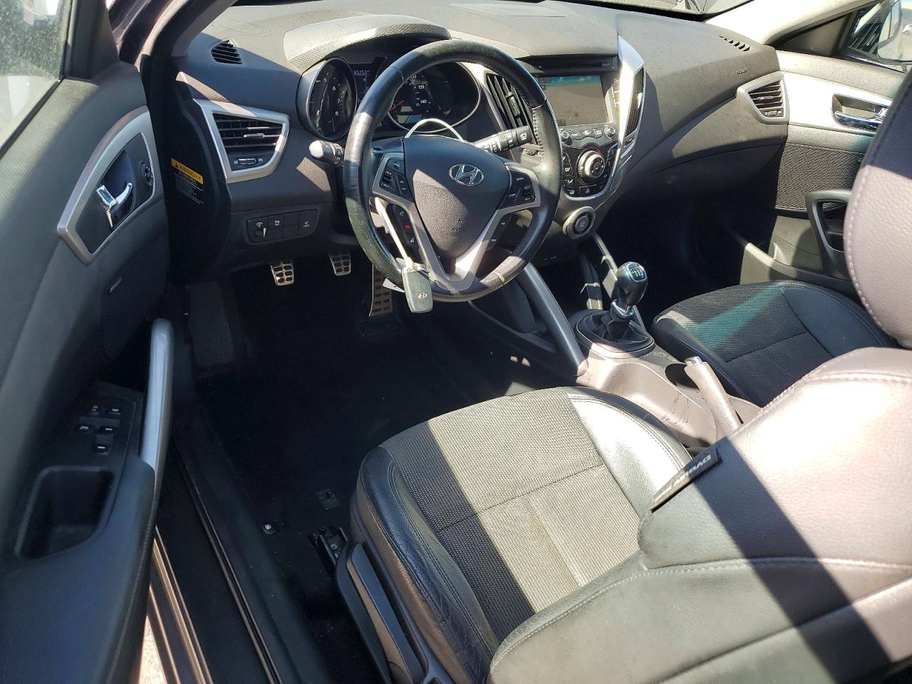 2013 Hyundai Veloster Base Charcoal vin: KMHTC6AD5DU162533