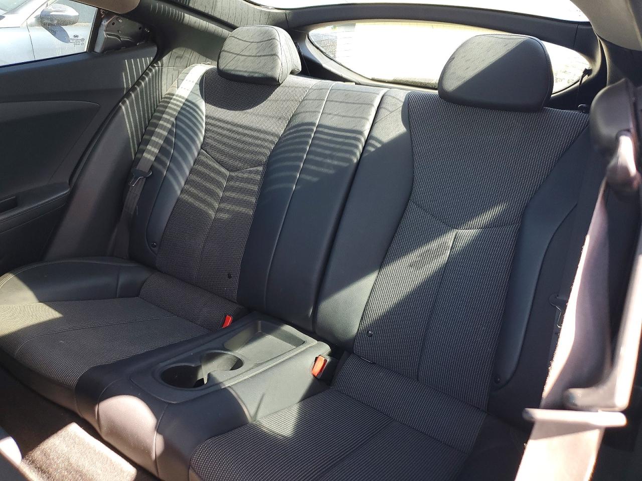 2013 Hyundai Veloster Base Charcoal vin: KMHTC6AD5DU162533