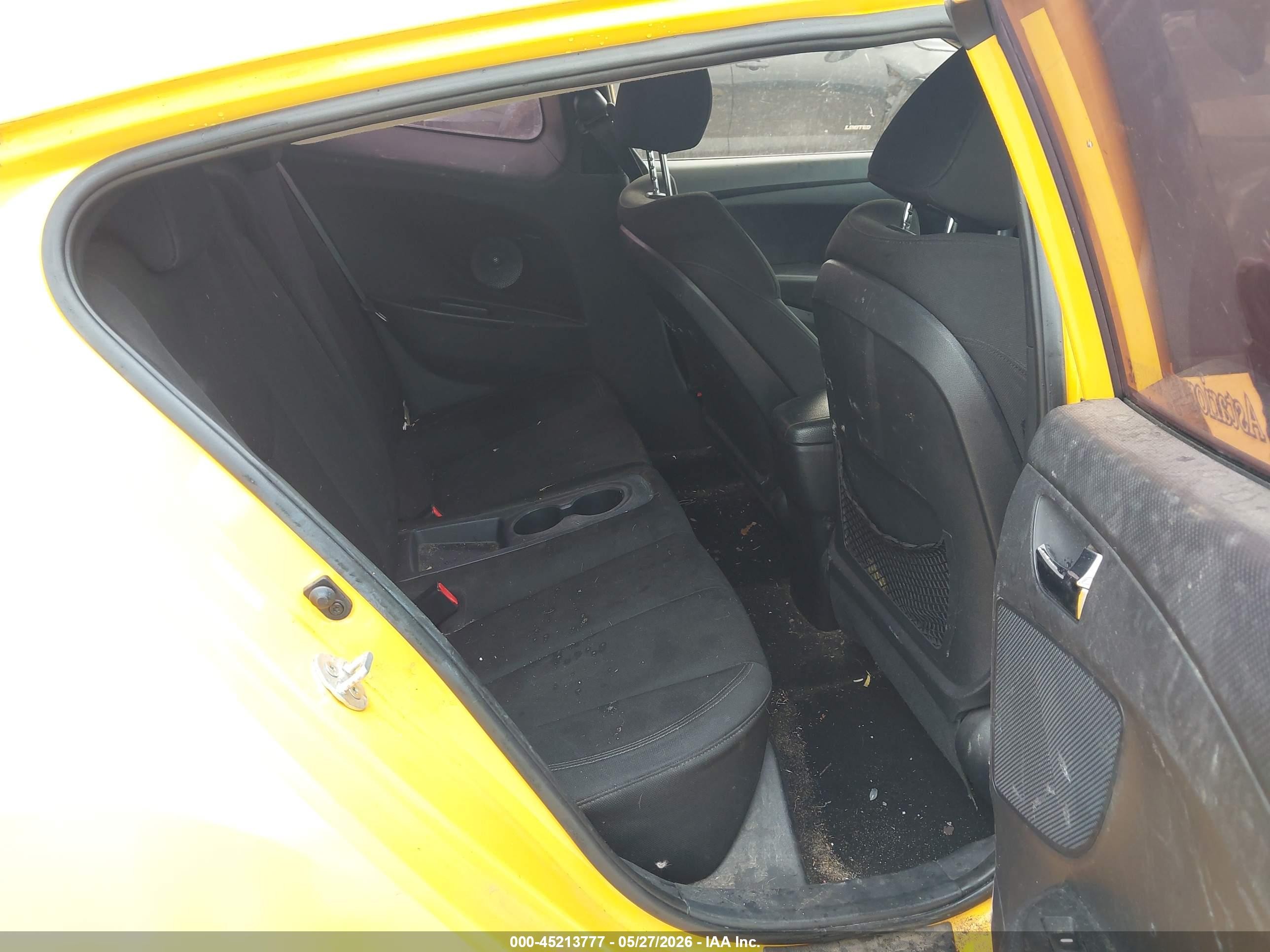 2013 Hyundai Veloster Base W/black Yellow vin: KMHTC6AD5DU163648