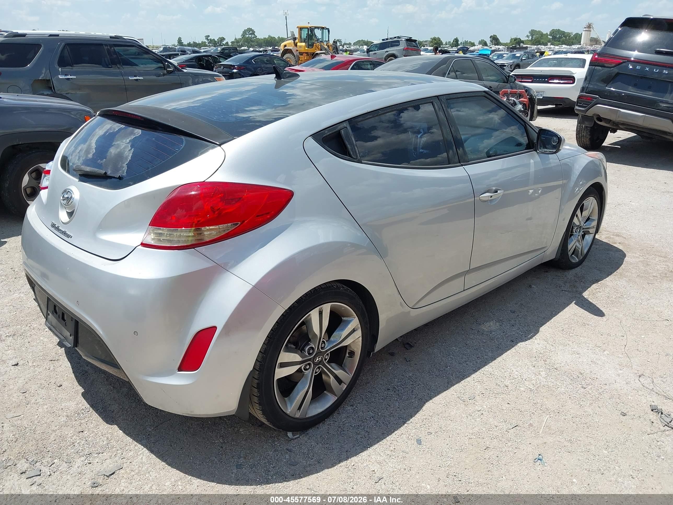 2014 Hyundai Veloster Base W/black White vin: KMHTC6AD5EU189118