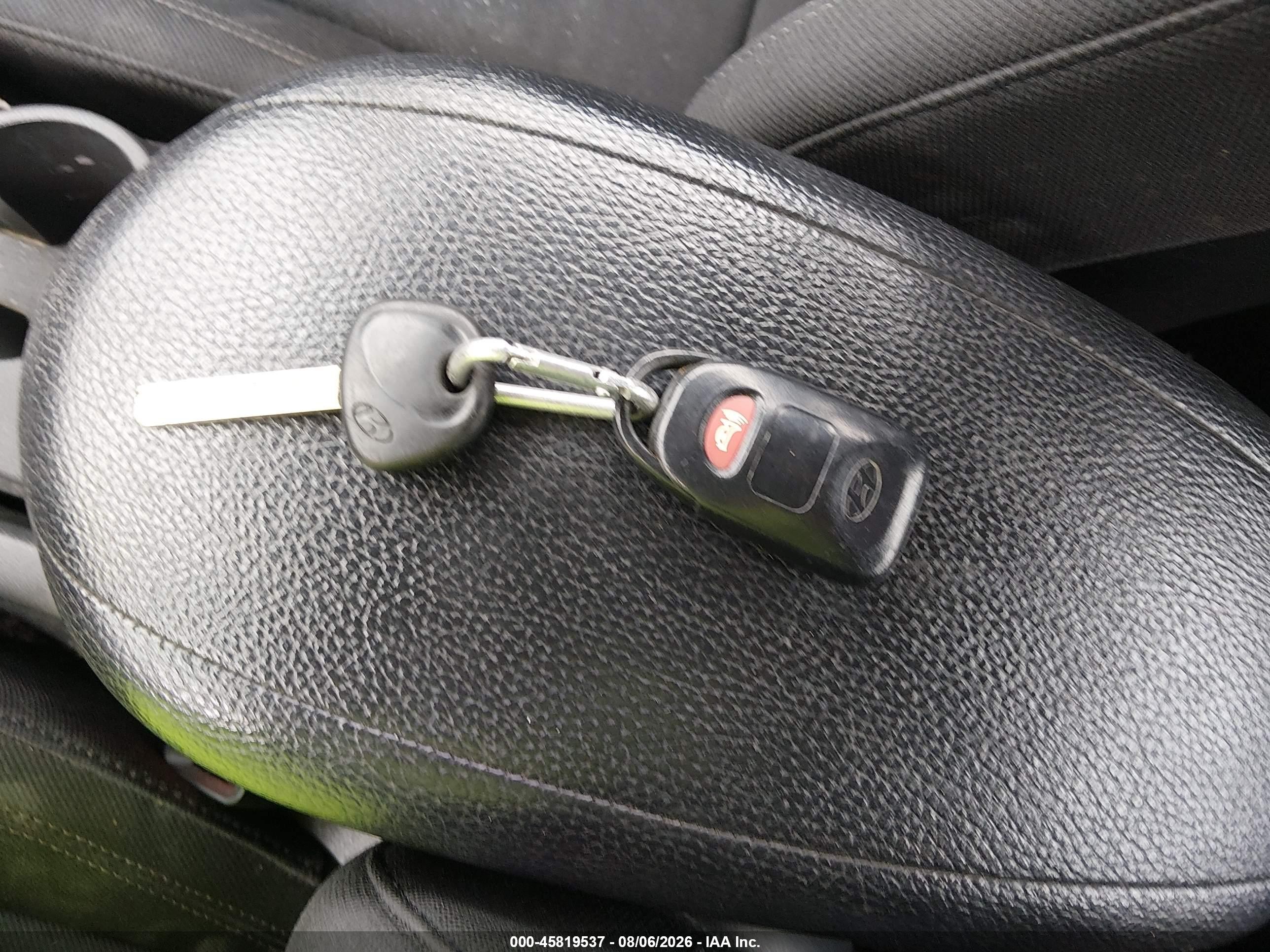 2014 Hyundai Veloster Base W/black Gray vin: KMHTC6AD5EU199857