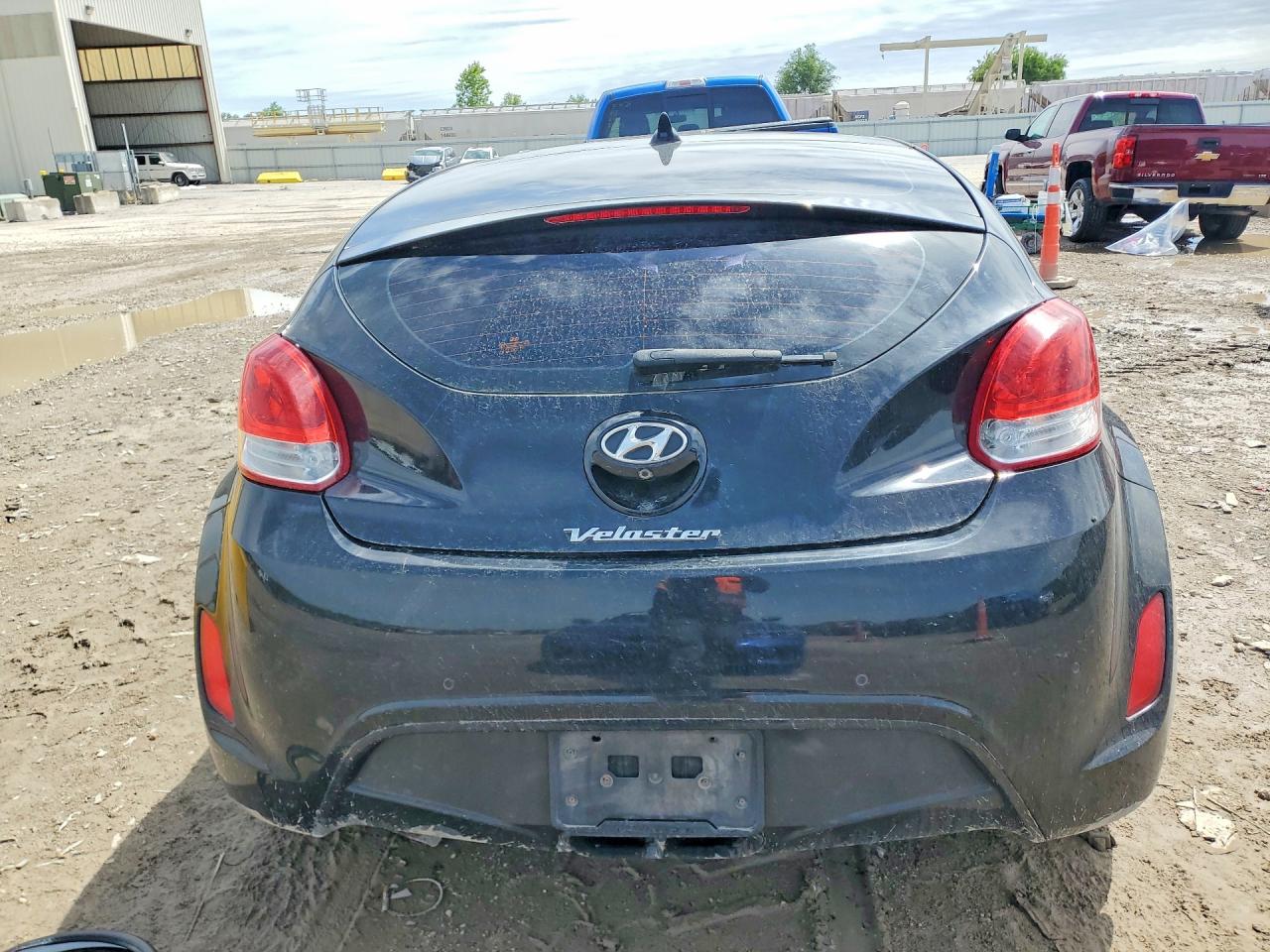 2012 Hyundai Veloster Base Black vin: KMHTC6AD6CU055926