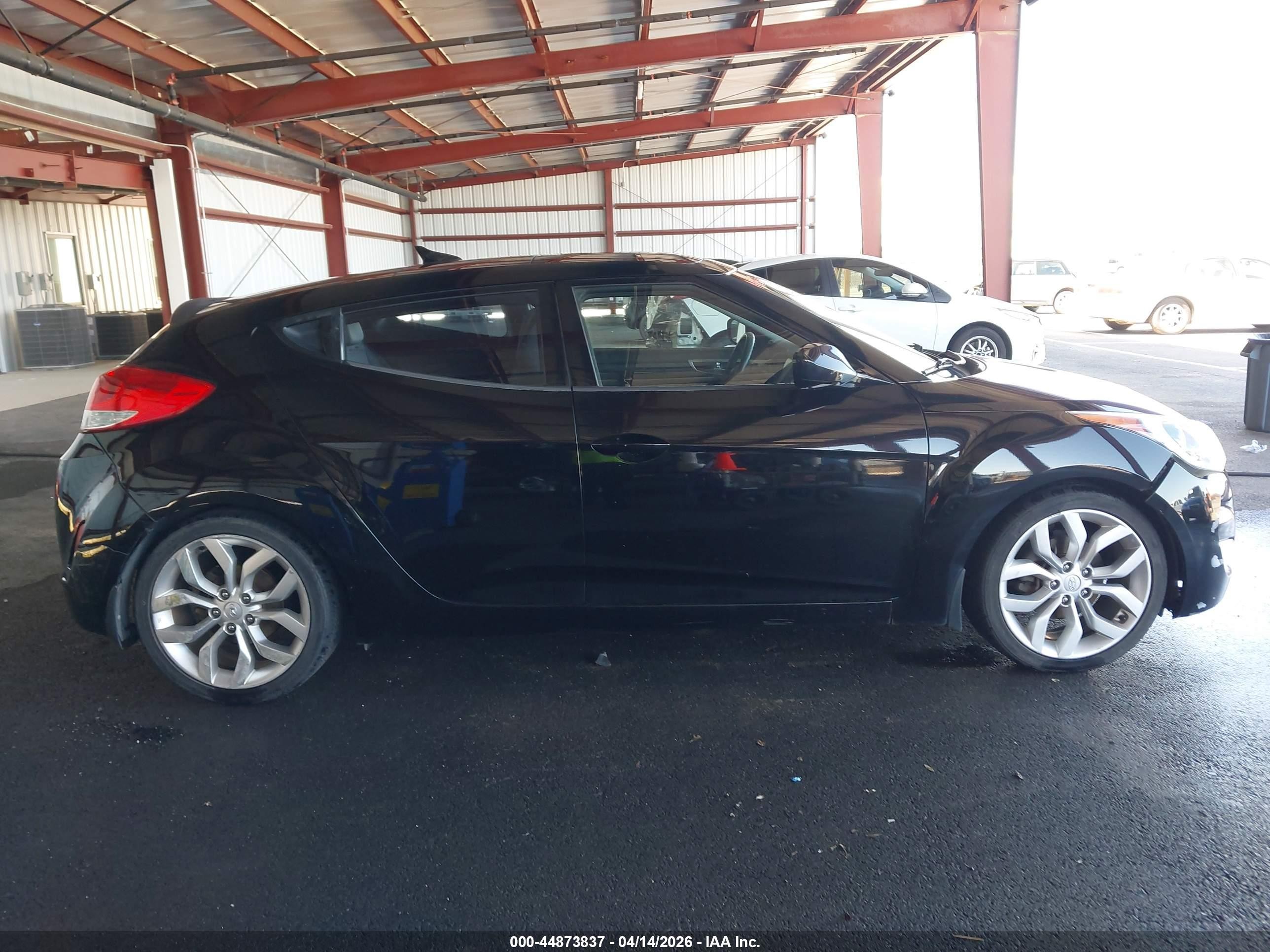 2012 Hyundai Veloster Base W/gray Black vin: KMHTC6AD6CU056560