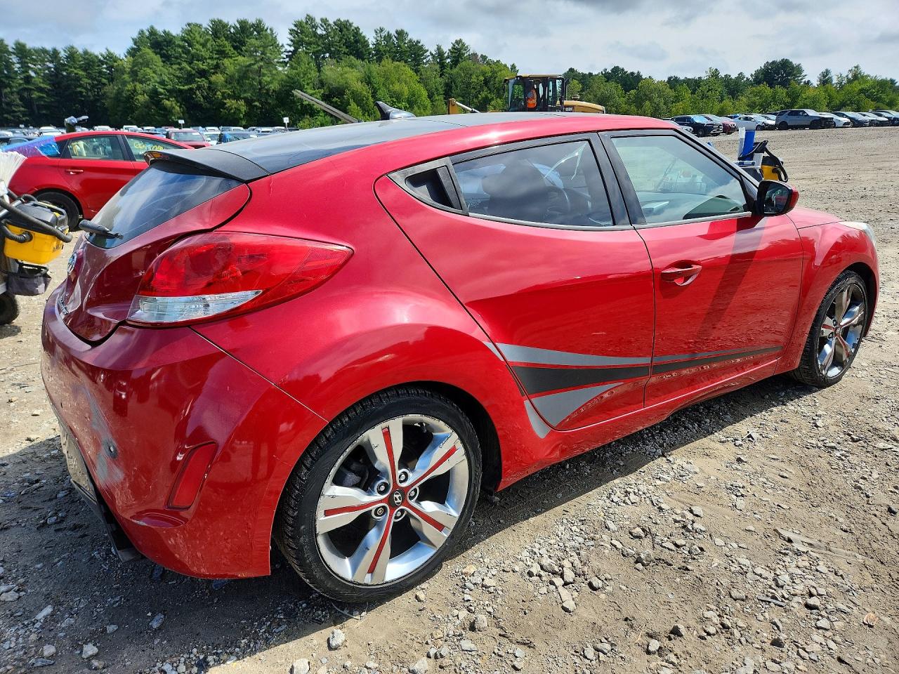2013 Hyundai Veloster Base Red vin: KMHTC6AD6DU110165