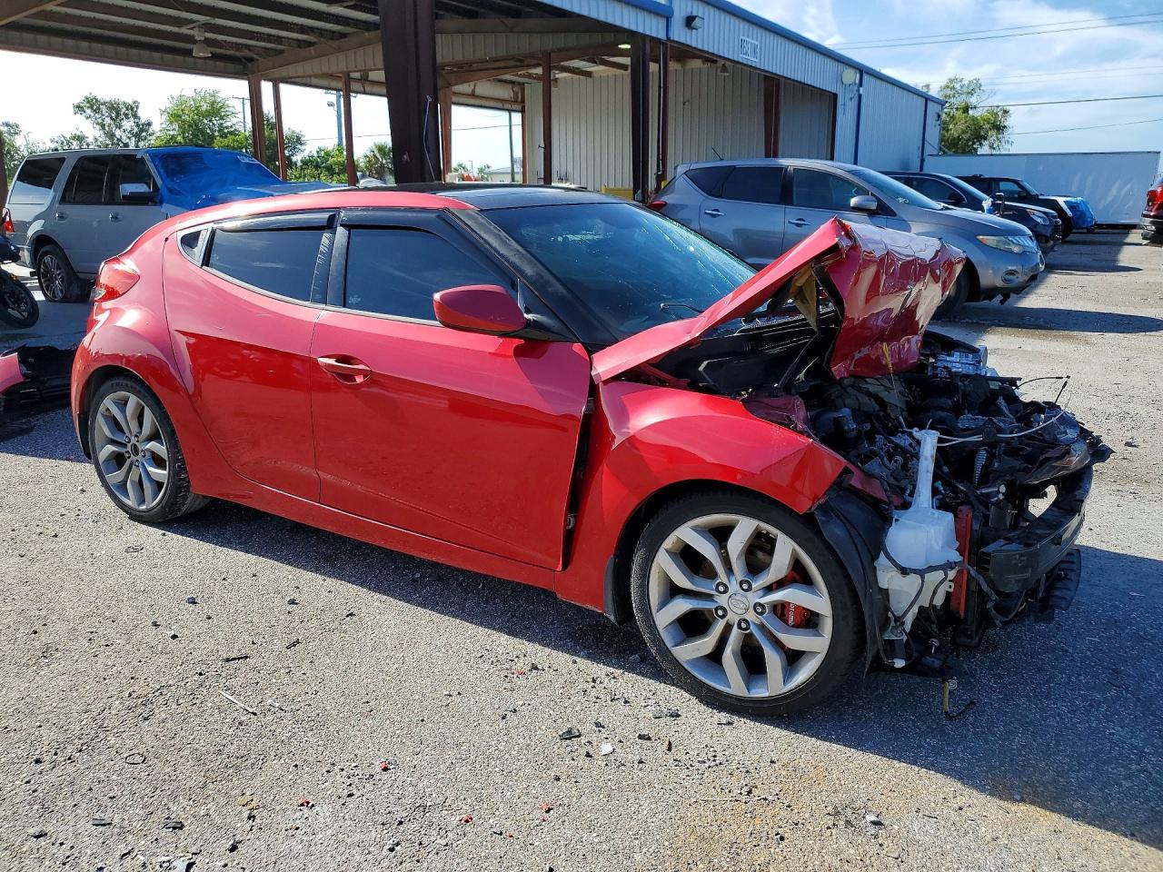 2013 Hyundai Veloster Base Red vin: KMHTC6AD6DU127001