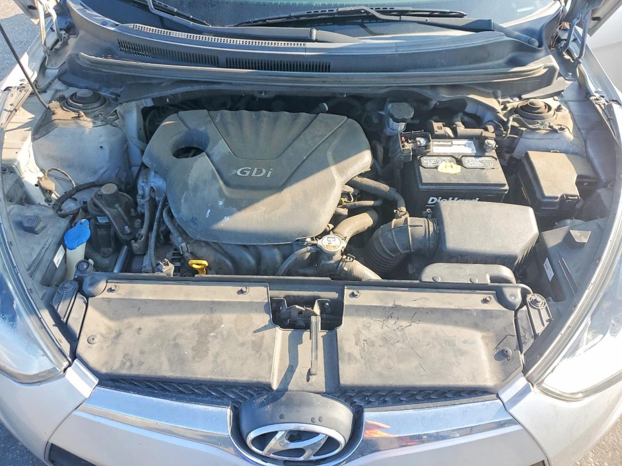 2013 Hyundai Veloster Base Silver vin: KMHTC6AD6DU132151