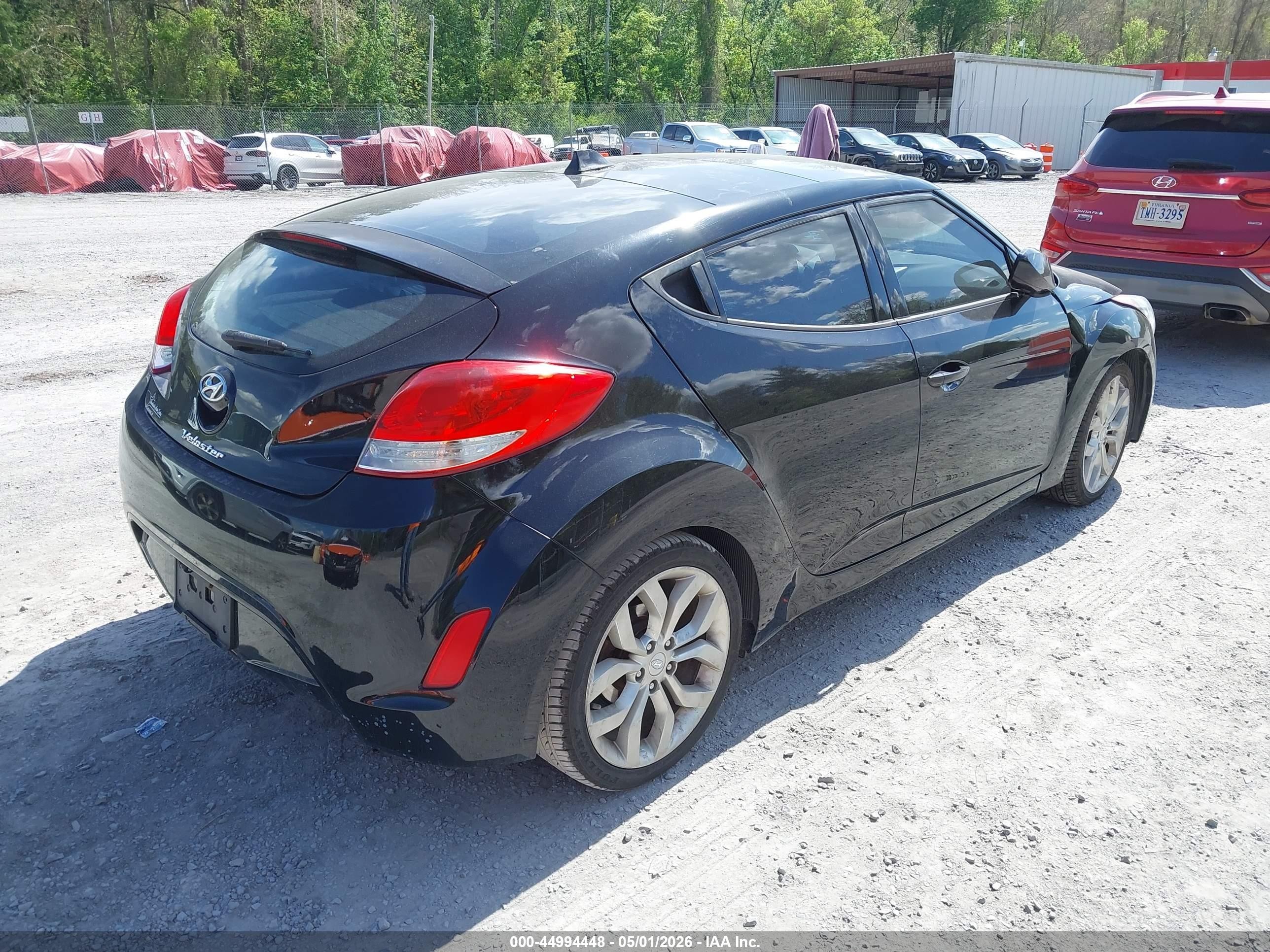 2013 Hyundai Veloster Base W/gray Black vin: KMHTC6AD6DU139326