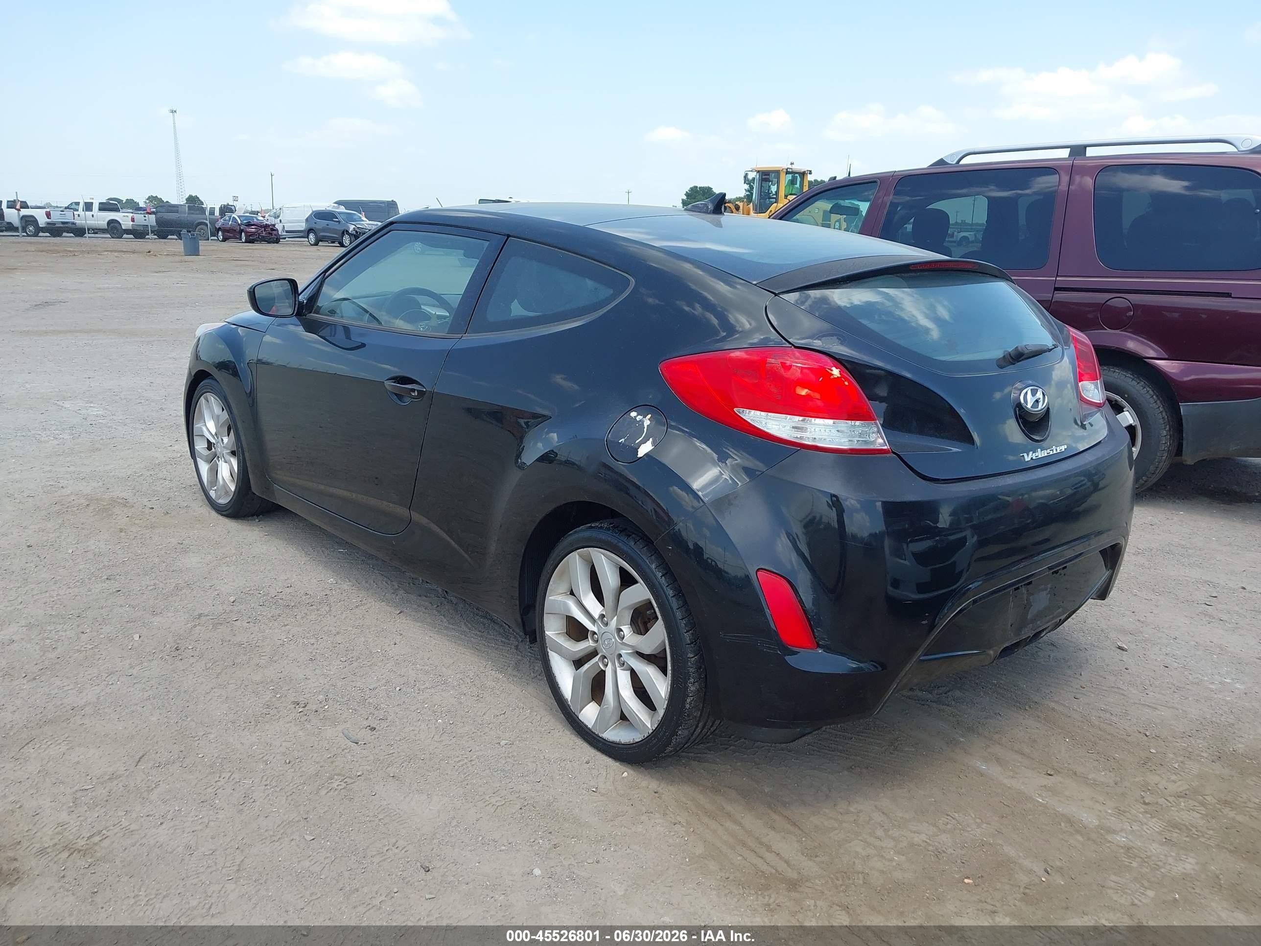 2013 Hyundai Veloster Base W/black Black vin: KMHTC6AD6DU153033