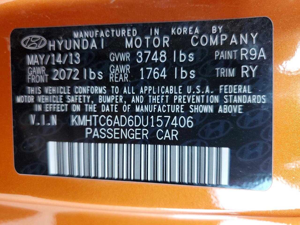 2013 Hyundai Veloster Base Orange vin: KMHTC6AD6DU157406