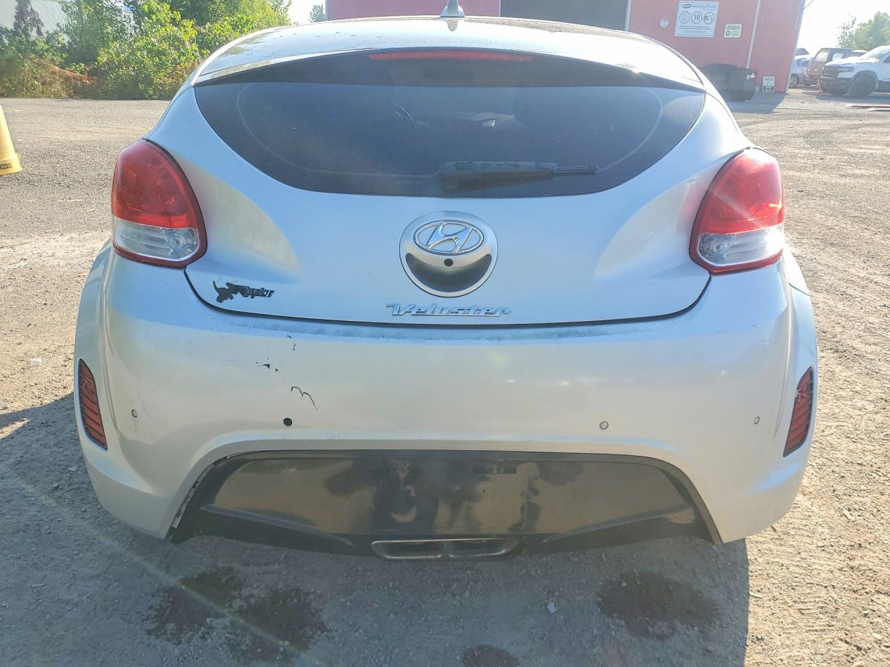 2013 Hyundai Veloster Base Silver vin: KMHTC6AD6DU166123