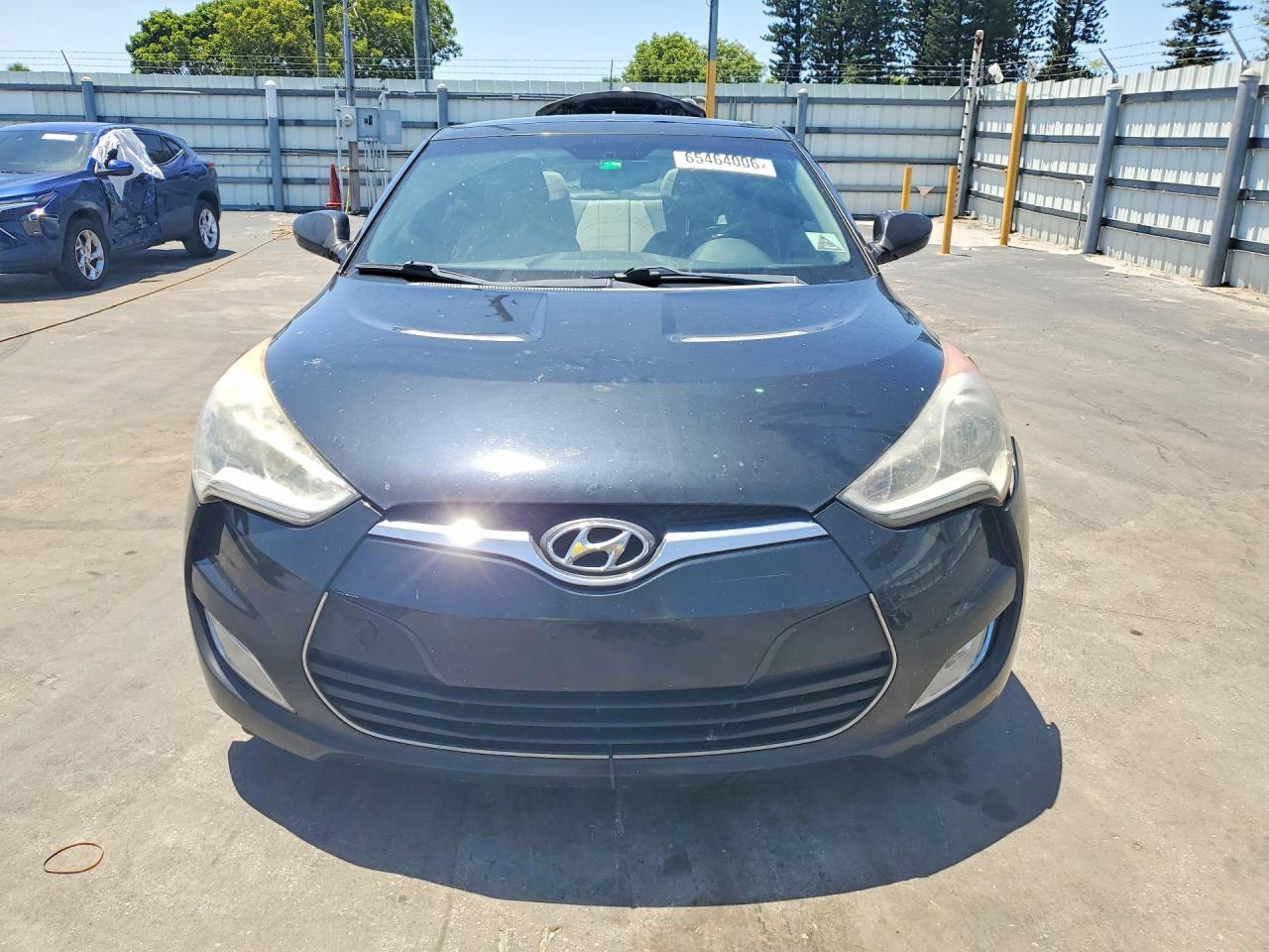 2014 Hyundai Veloster Base Black vin: KMHTC6AD6EU185286