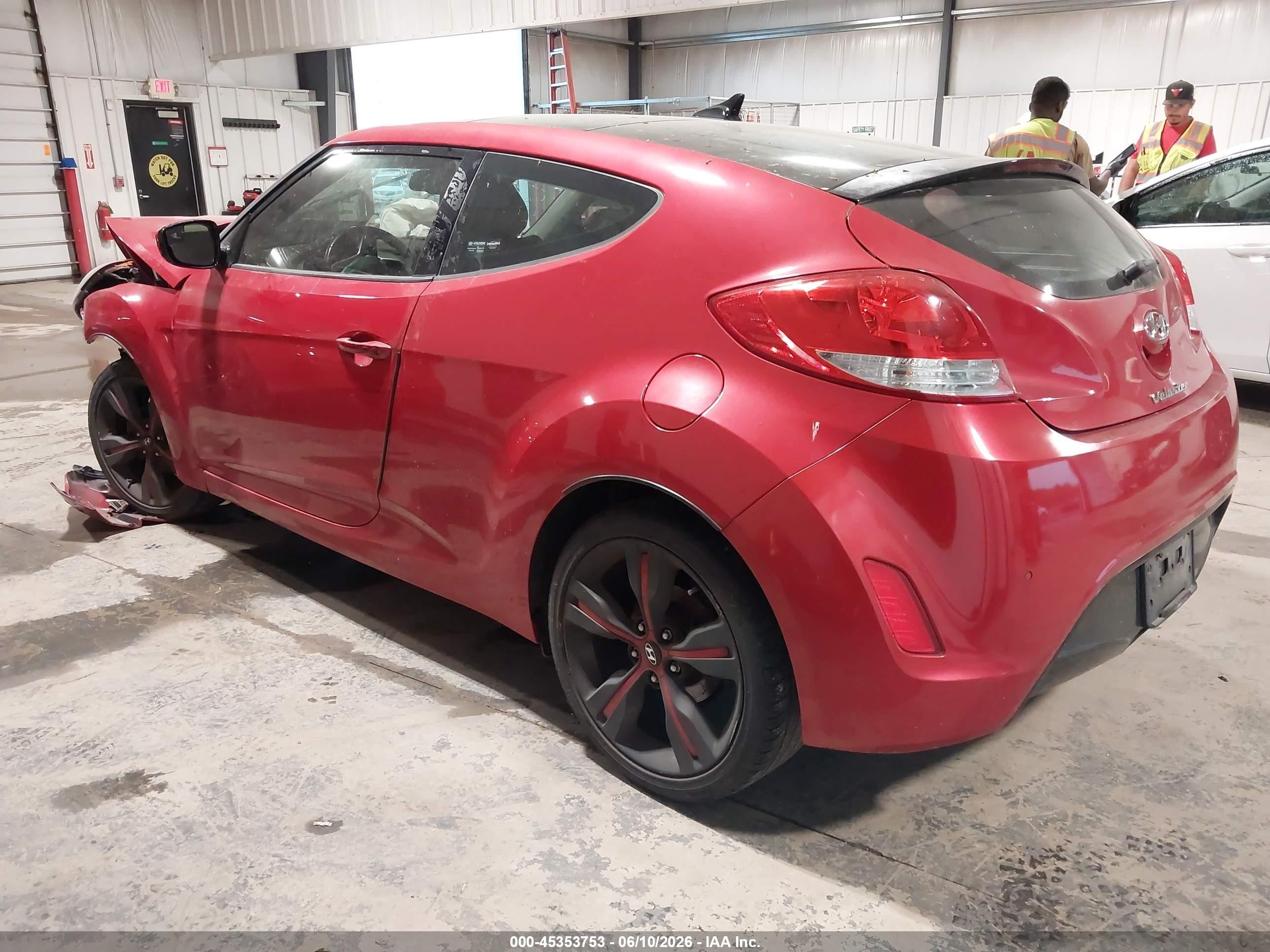 2014 Hyundai Veloster Base W/red Red vin: KMHTC6AD6EU190553