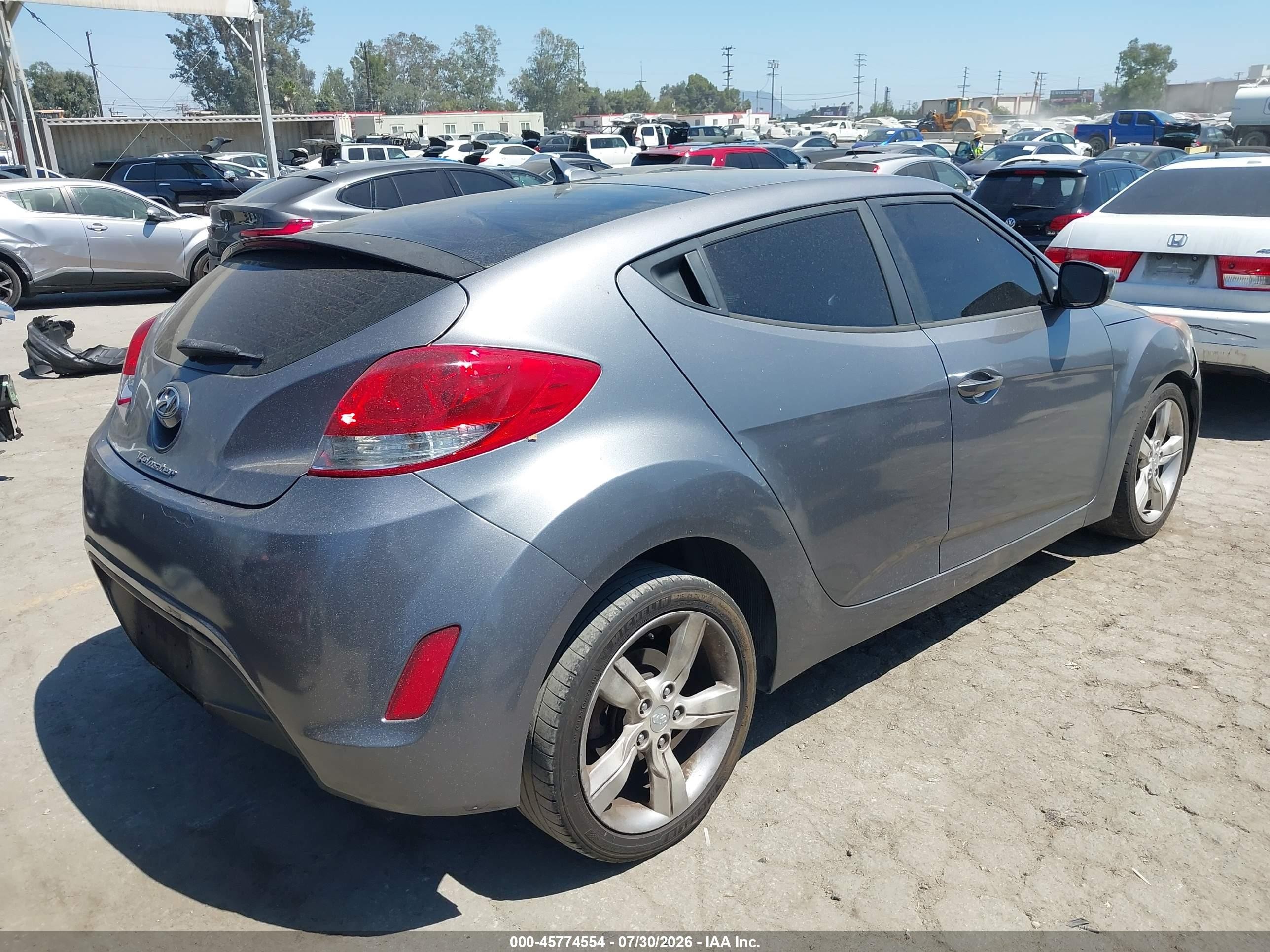 2014 Hyundai Veloster Base W/black Gray vin: KMHTC6AD6EU216889