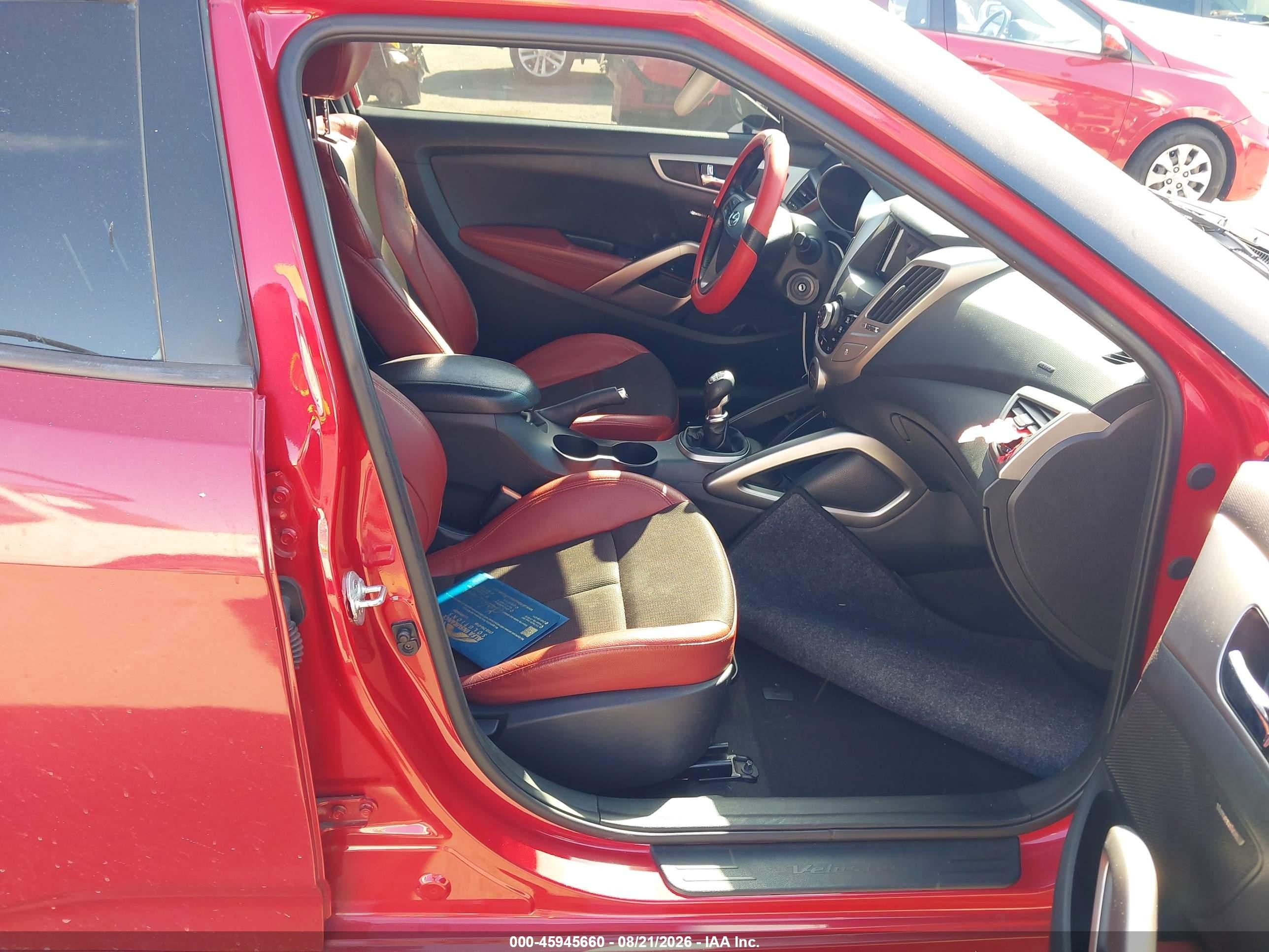 2015 Hyundai Veloster Flex Red vin: KMHTC6AD6FU228655