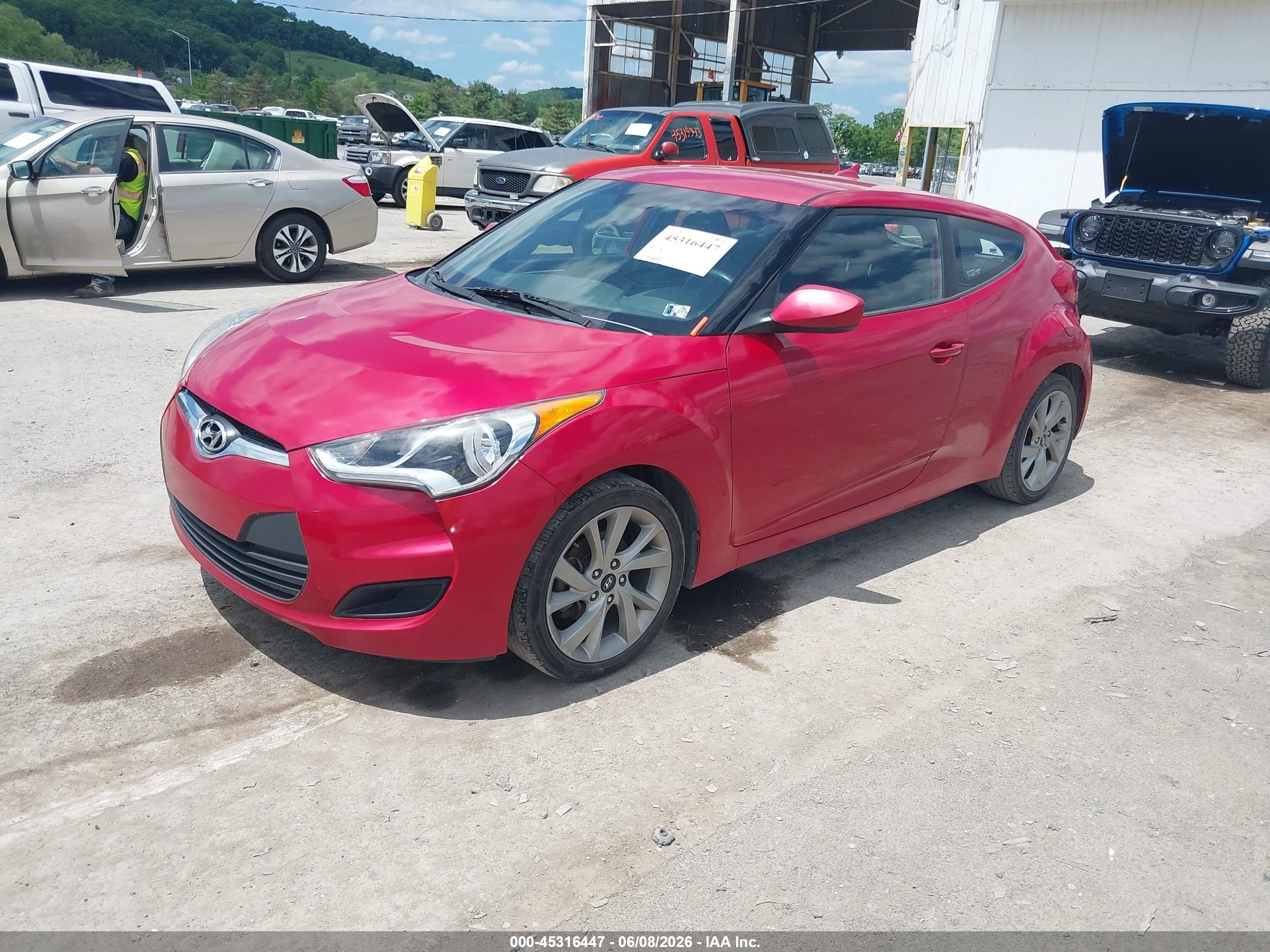 2016 Hyundai Veloster   Красный vin: KMHTC6AD6GU266937