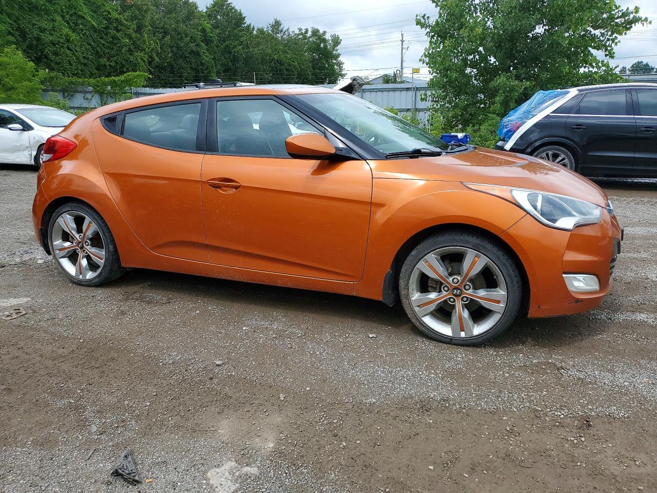 2012 Hyundai Veloster Base Оранжевый vin: KMHTC6AD7CU023812