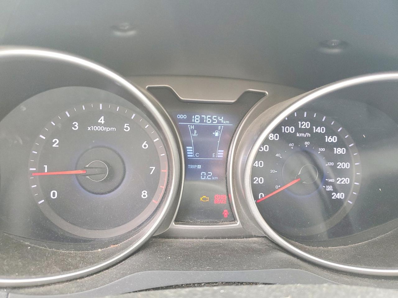 2012 Hyundai Veloster Base Оранжевый vin: KMHTC6AD7CU023812