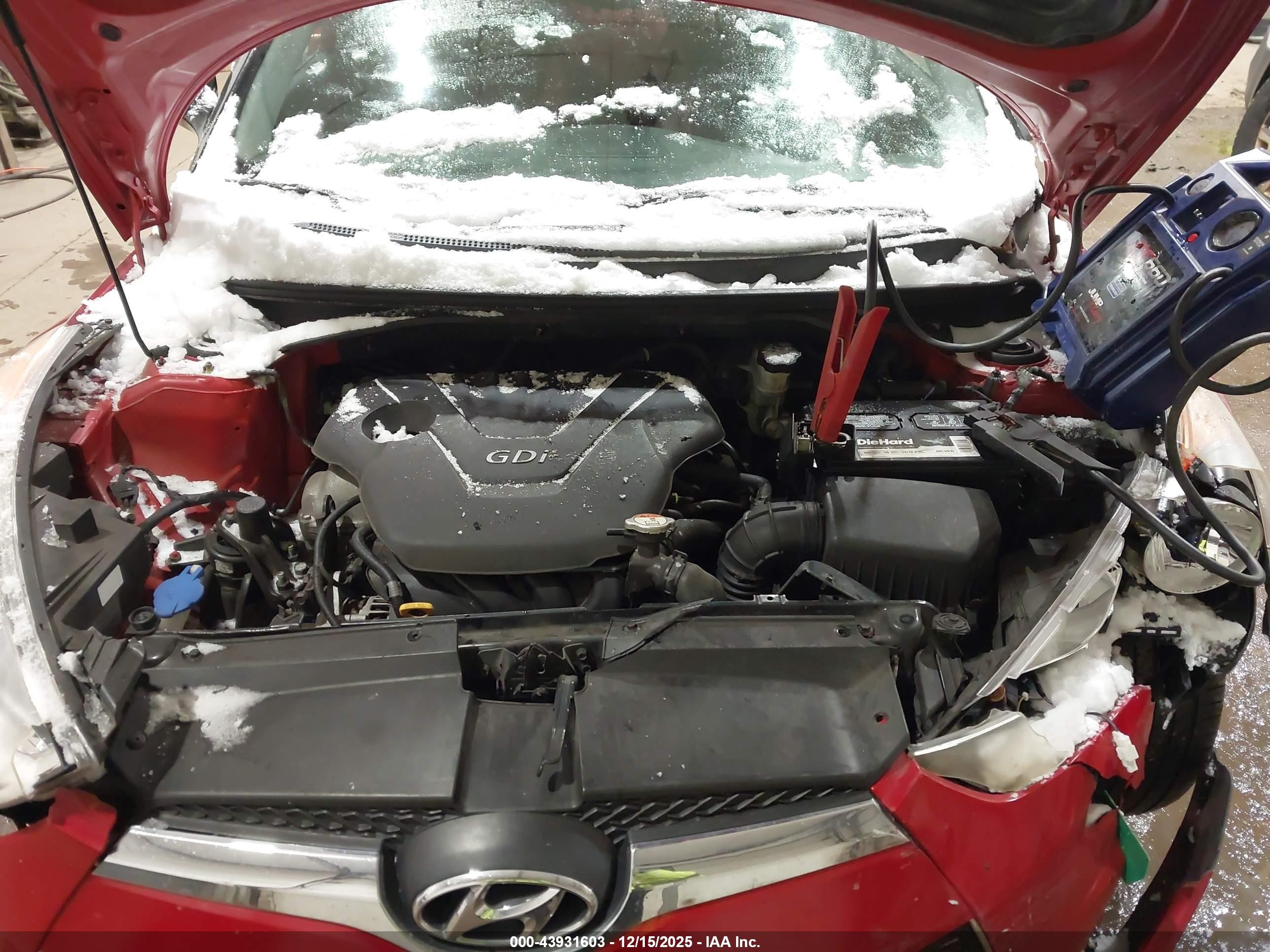 2012 Hyundai Veloster Base W/red/black Red vin: KMHTC6AD7CU035717