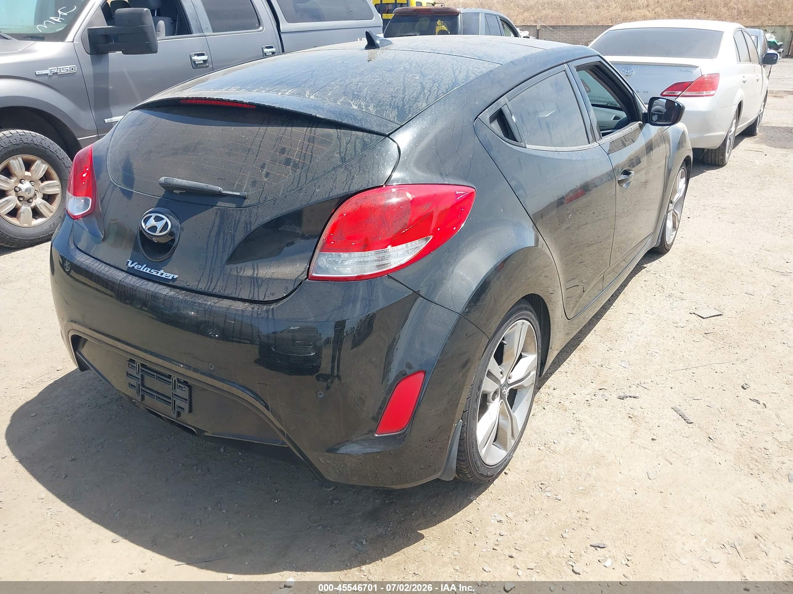 2012 Hyundai Veloster Base W/red/black Black vin: KMHTC6AD7CU048287