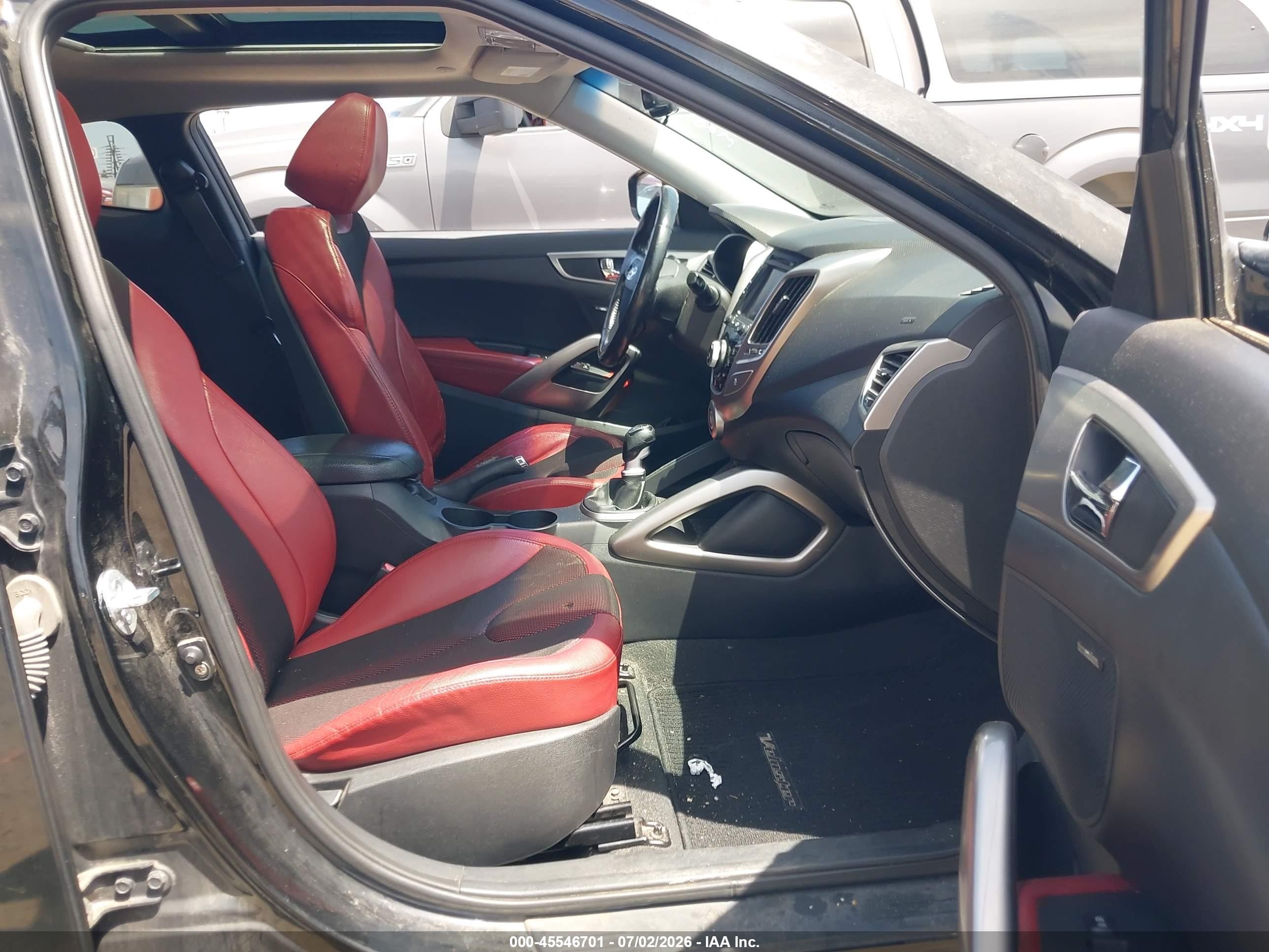 2012 Hyundai Veloster Base W/red/black Black vin: KMHTC6AD7CU048287