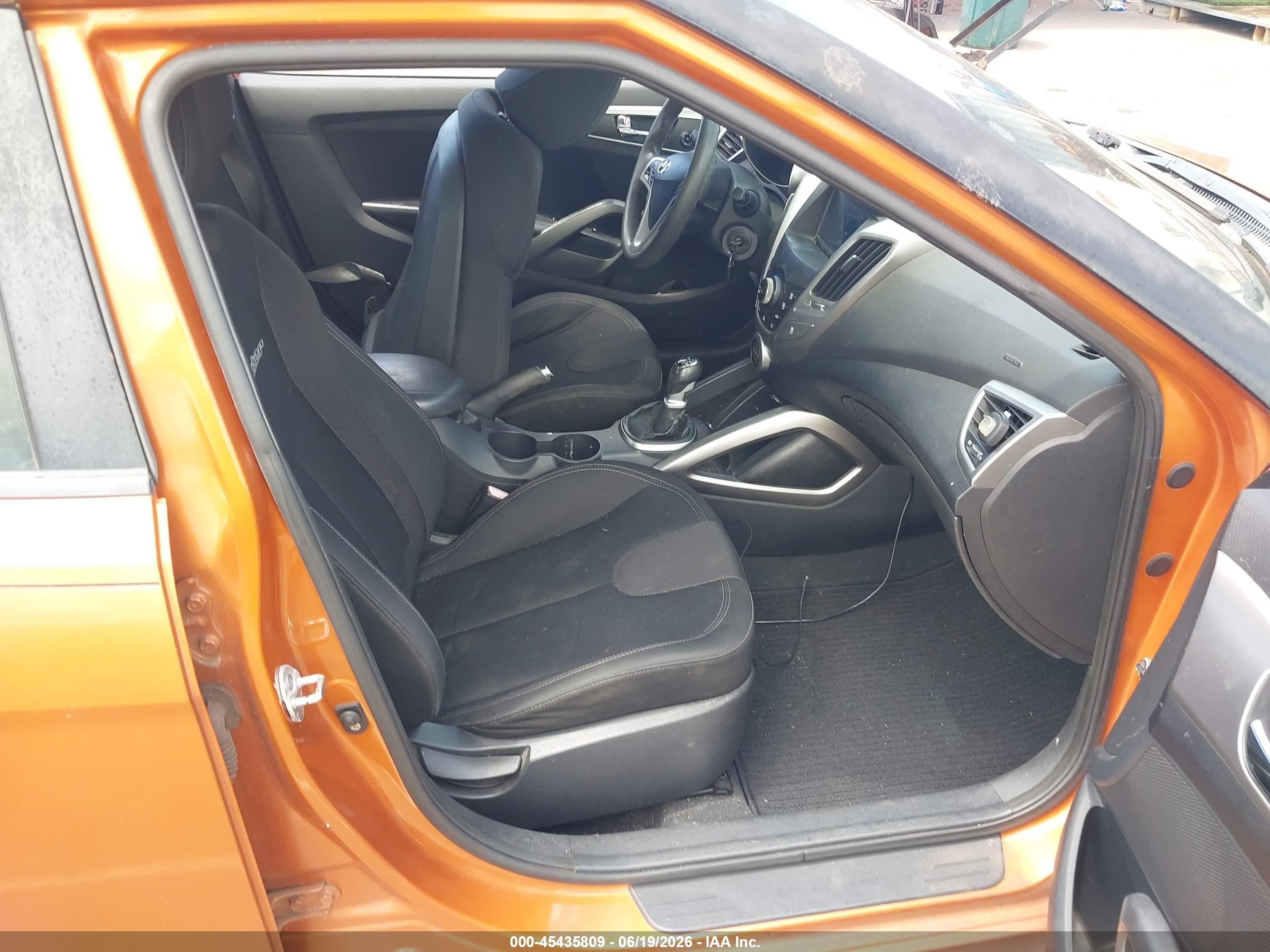 2012 Hyundai Veloster Base W/black Orange vin: KMHTC6AD7CU060083