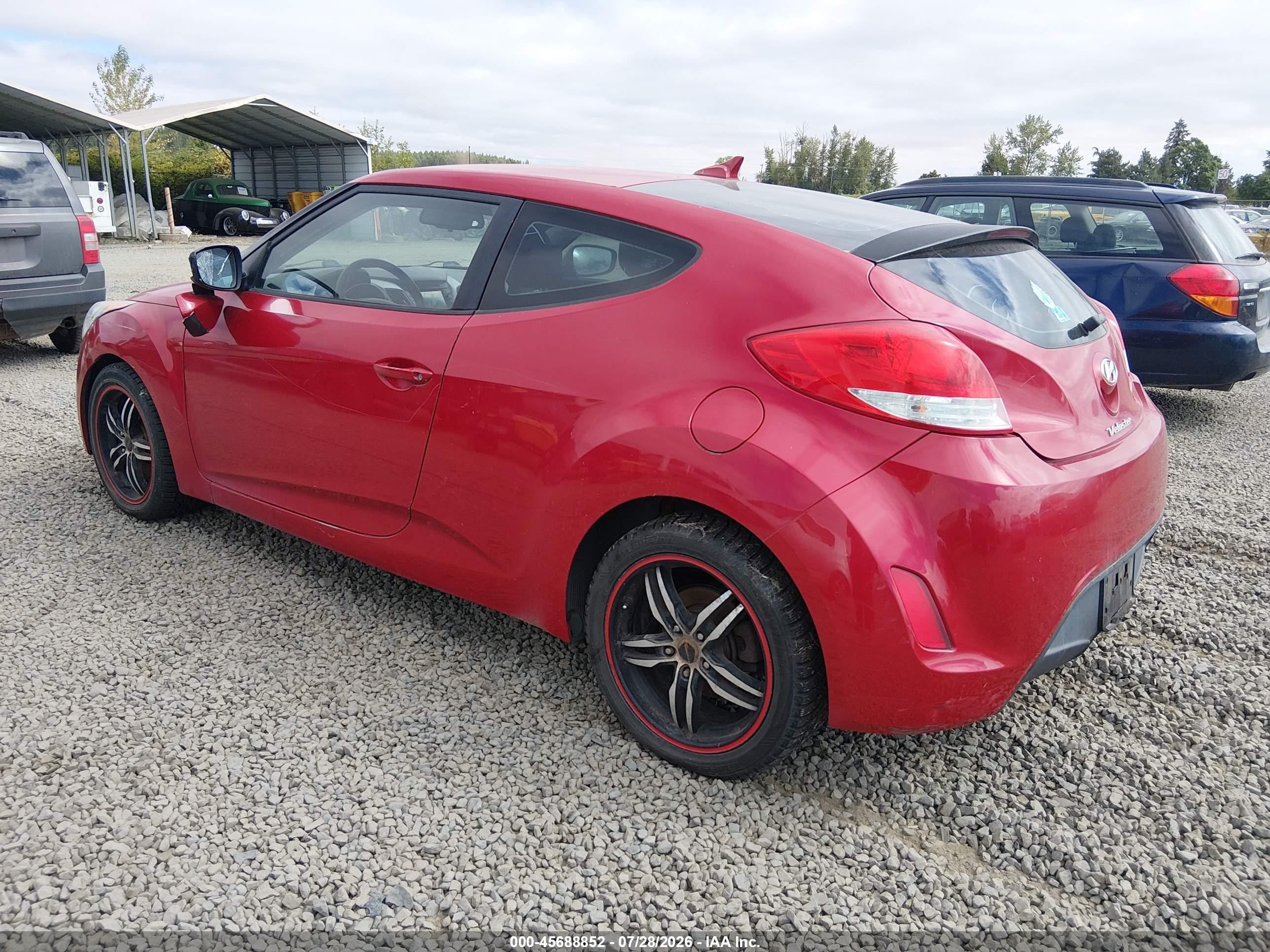 2012 Hyundai Veloster Base W/gray Red vin: KMHTC6AD7CU066238